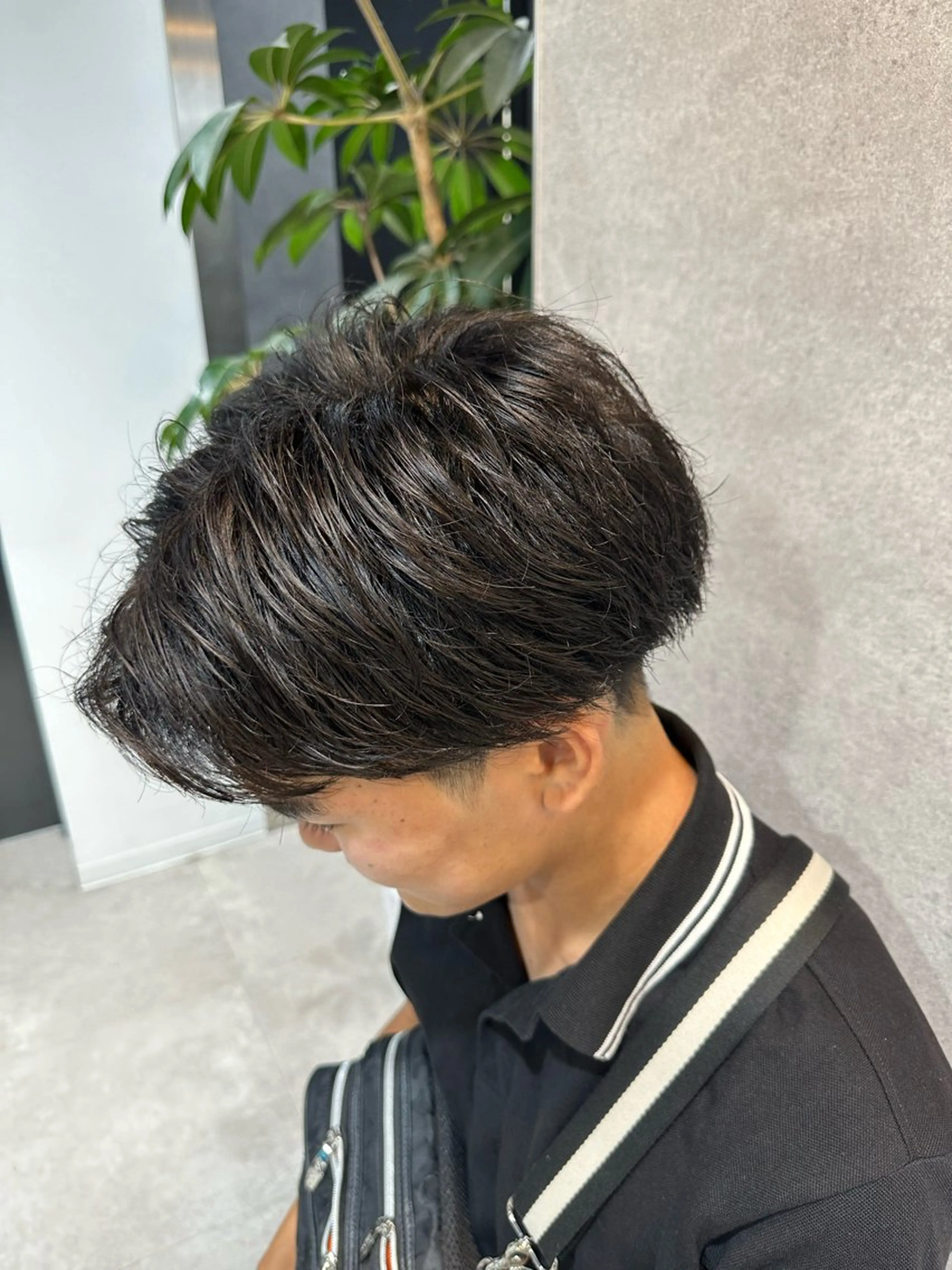ショート メンズ センターパート 【パーマ率90%】 サエキカズマのヘアスタイル