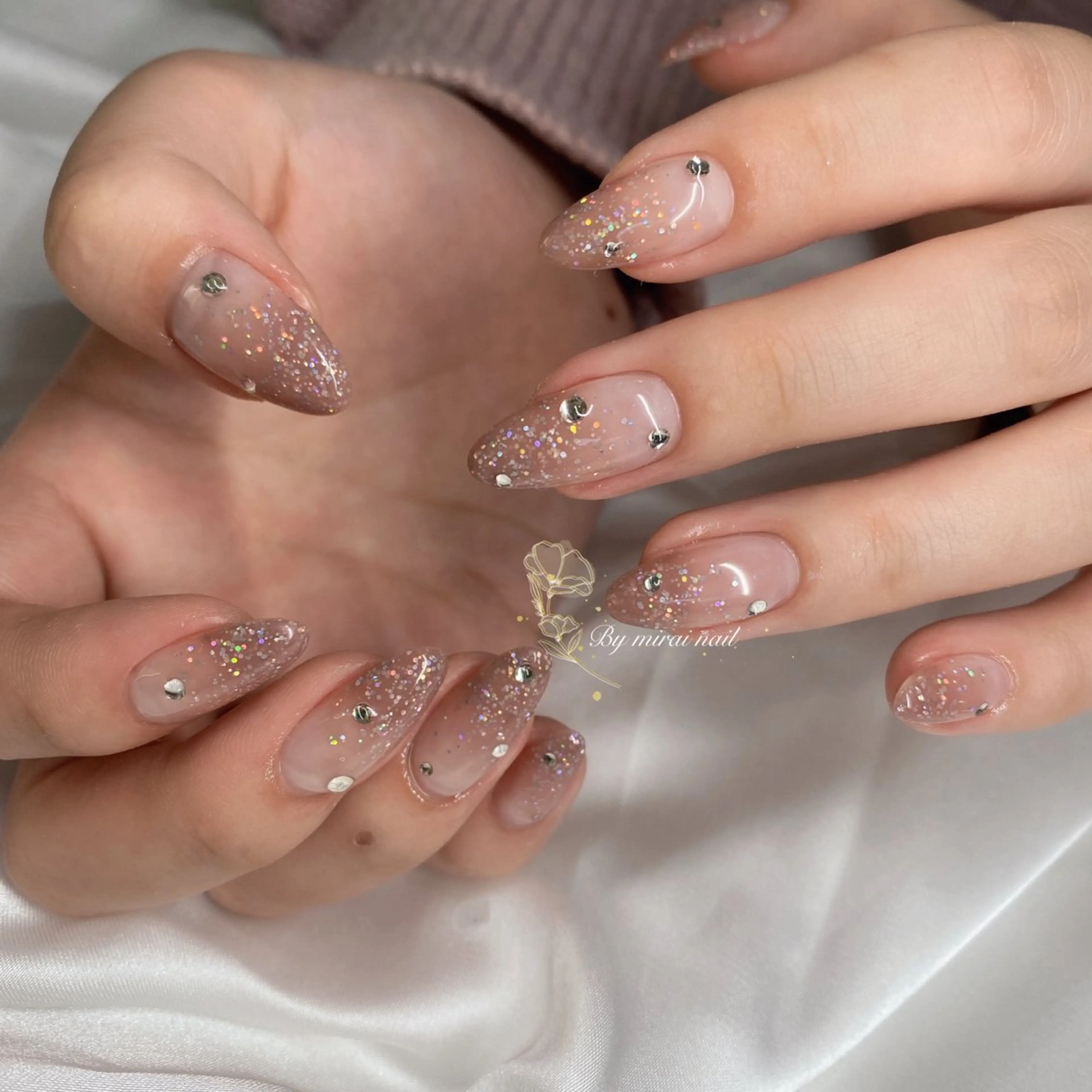 ネイル ネイルサロン 9Carats神田のネイルデザイン