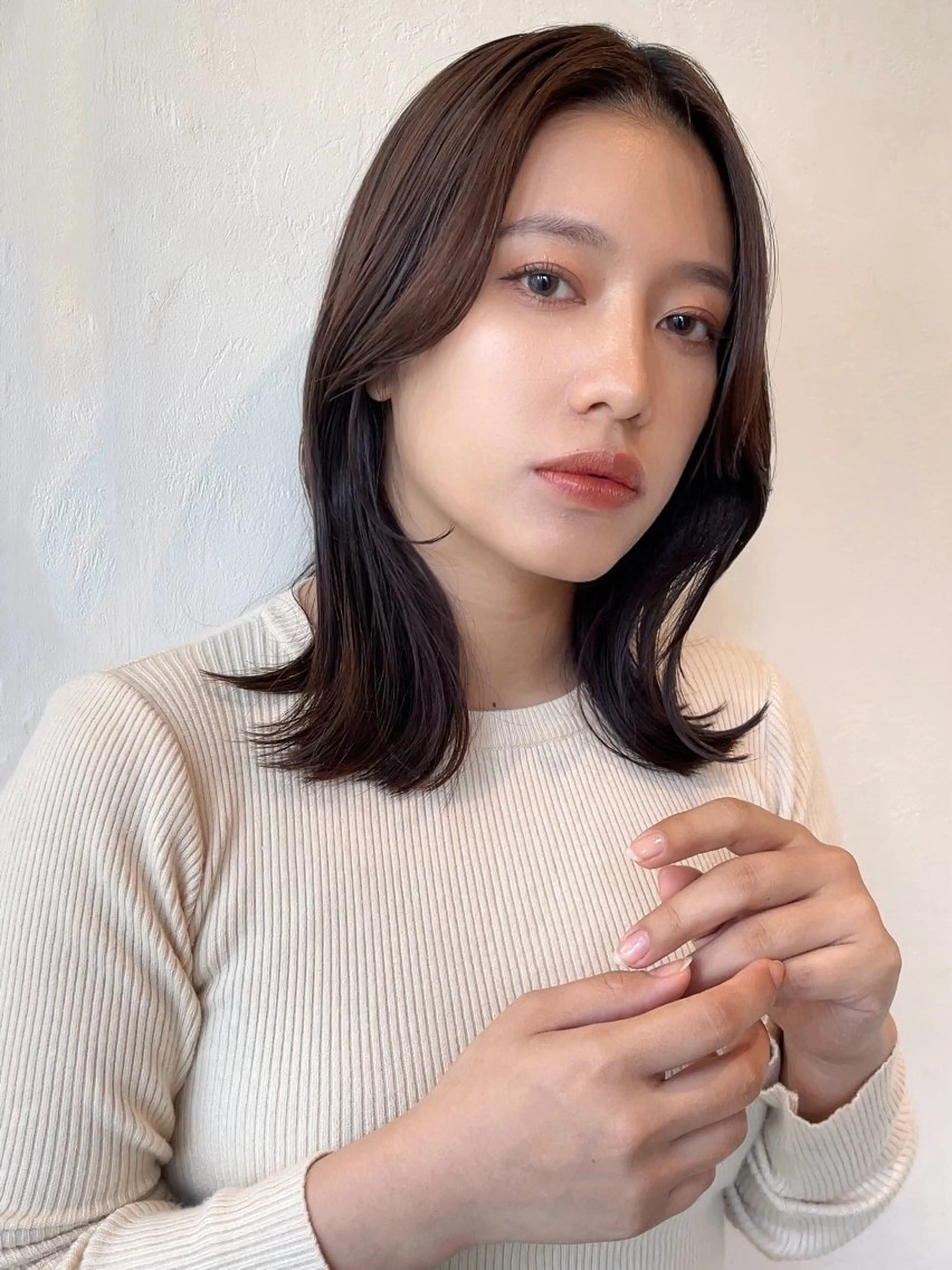 ミディアム カラー ブリーチ ブラウンカラー ケアブリーチ 透明感カラー イヤリングカラー カット ヘアカラー トリートメント ヘッドスパ 大人可愛い透明感🌟 小顔・韓国髪🌟野中のヘアスタイル