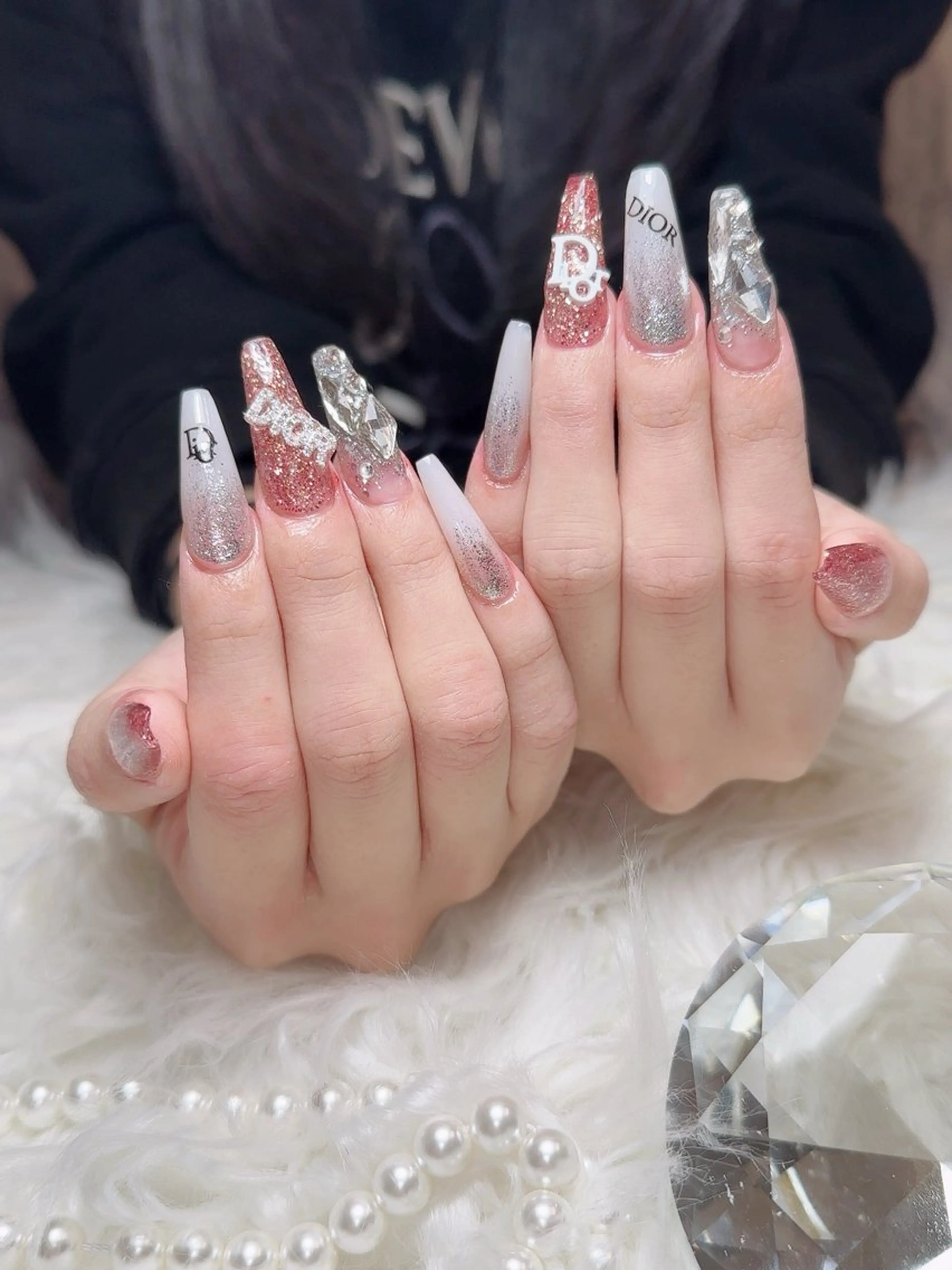 ネイル ラメ(グリッター) ラメグラデーション ロングネイル スカルプネイル nail salon azuのネイルデザイン