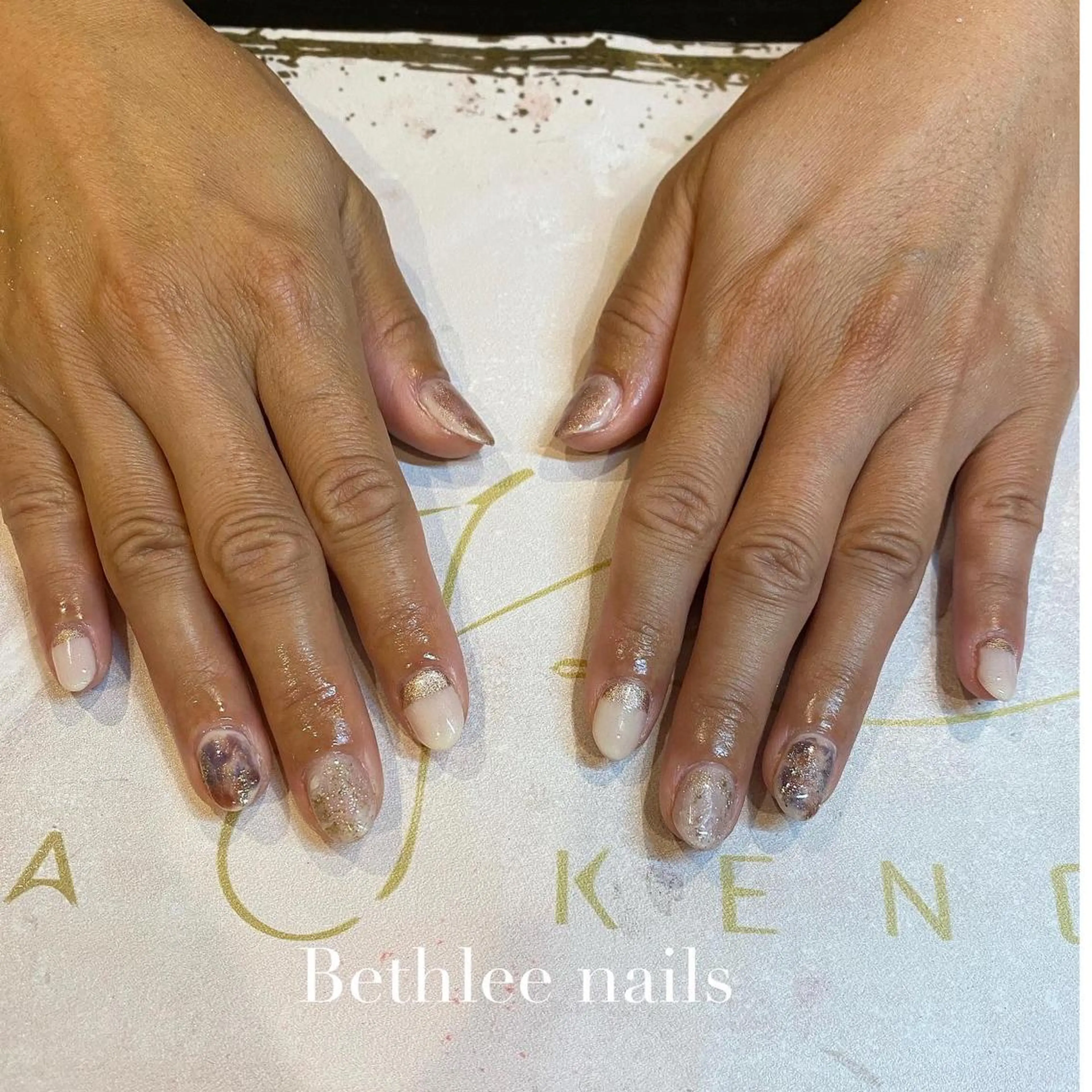 ネイル ニュアンスネイル ホワイト ハンドネイル Bethlee nailsのネイルデザイン