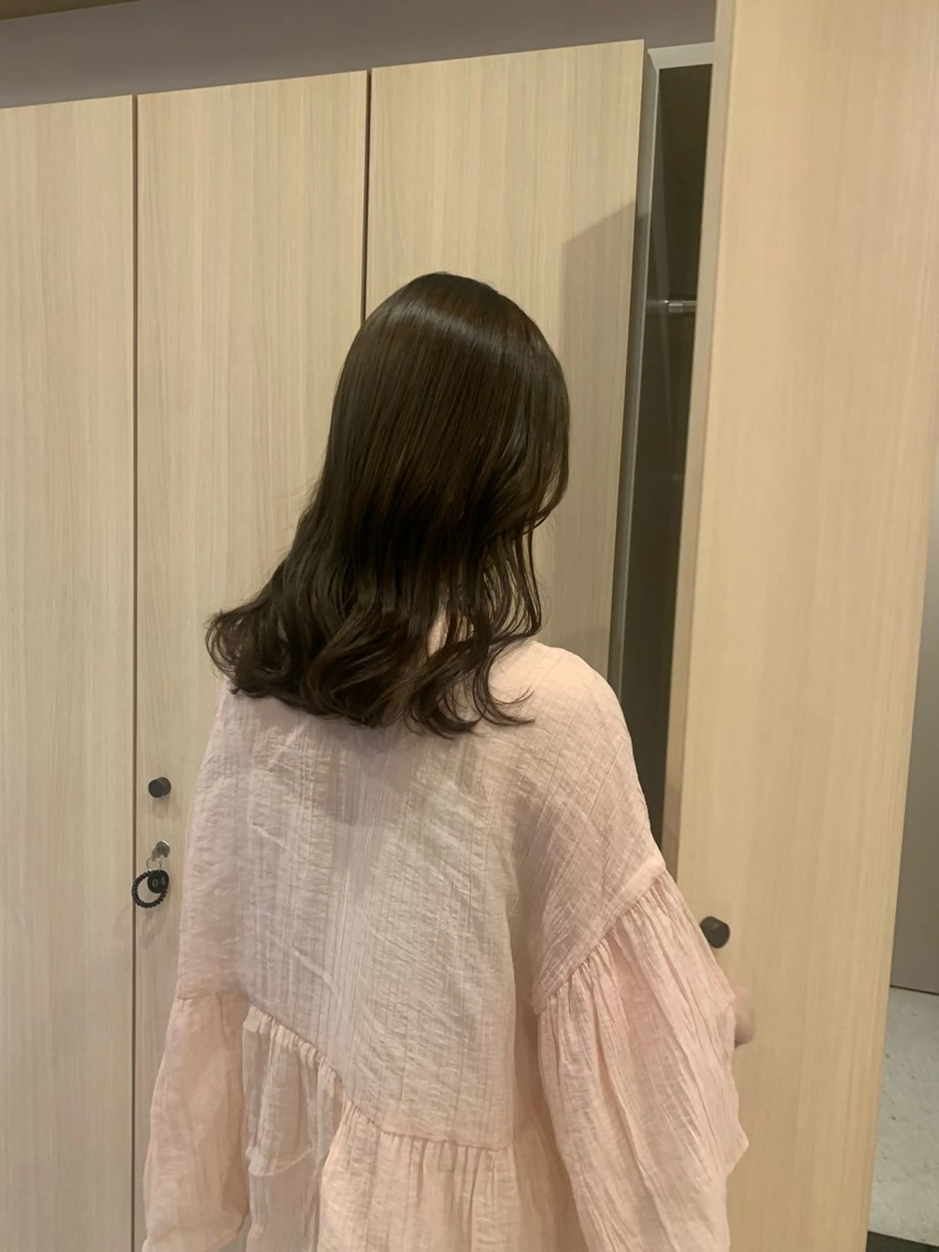 セミロング カラー 透明感カラー rio .のヘアスタイル