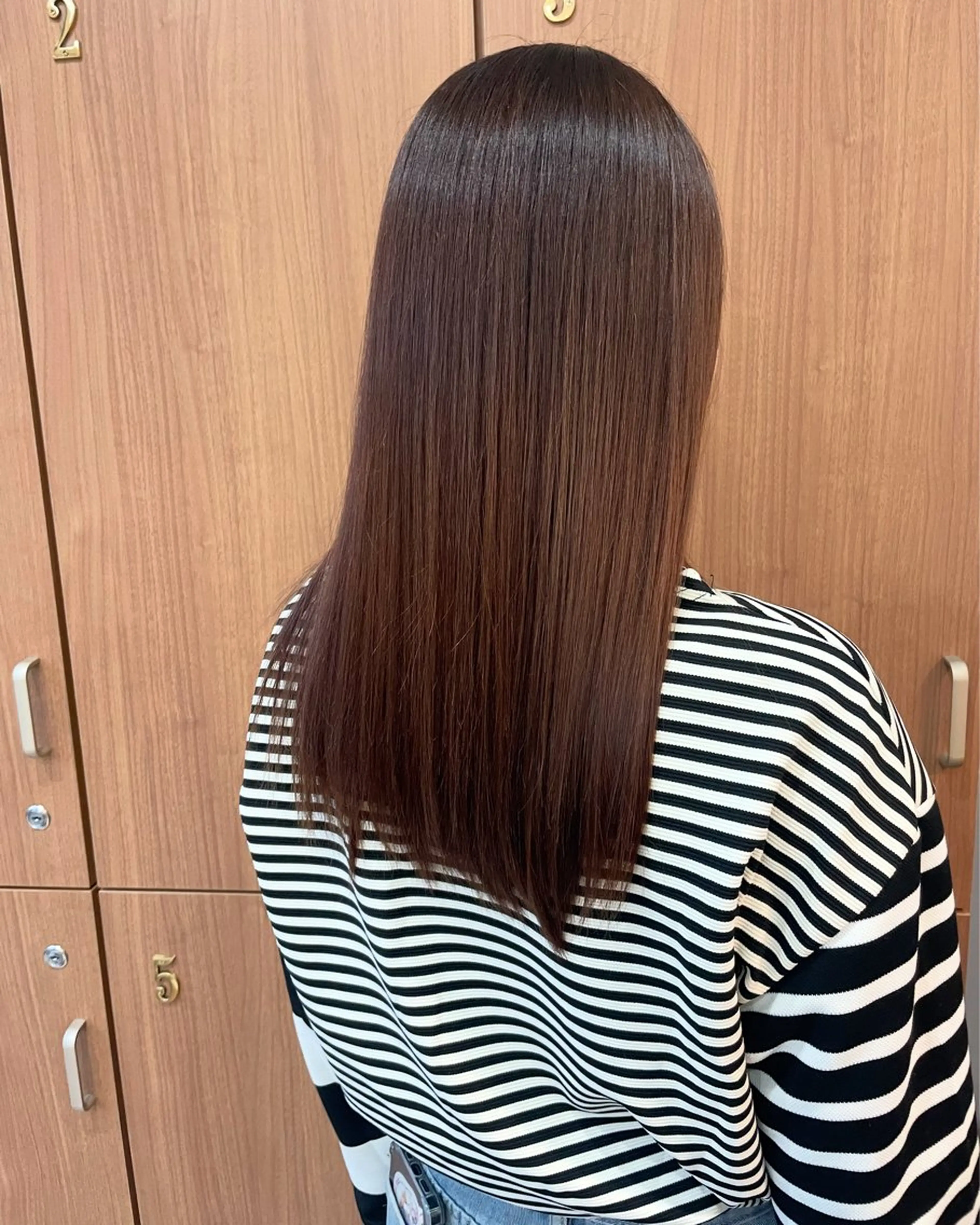 ロング 鈴木 梨瑚のヘアスタイル