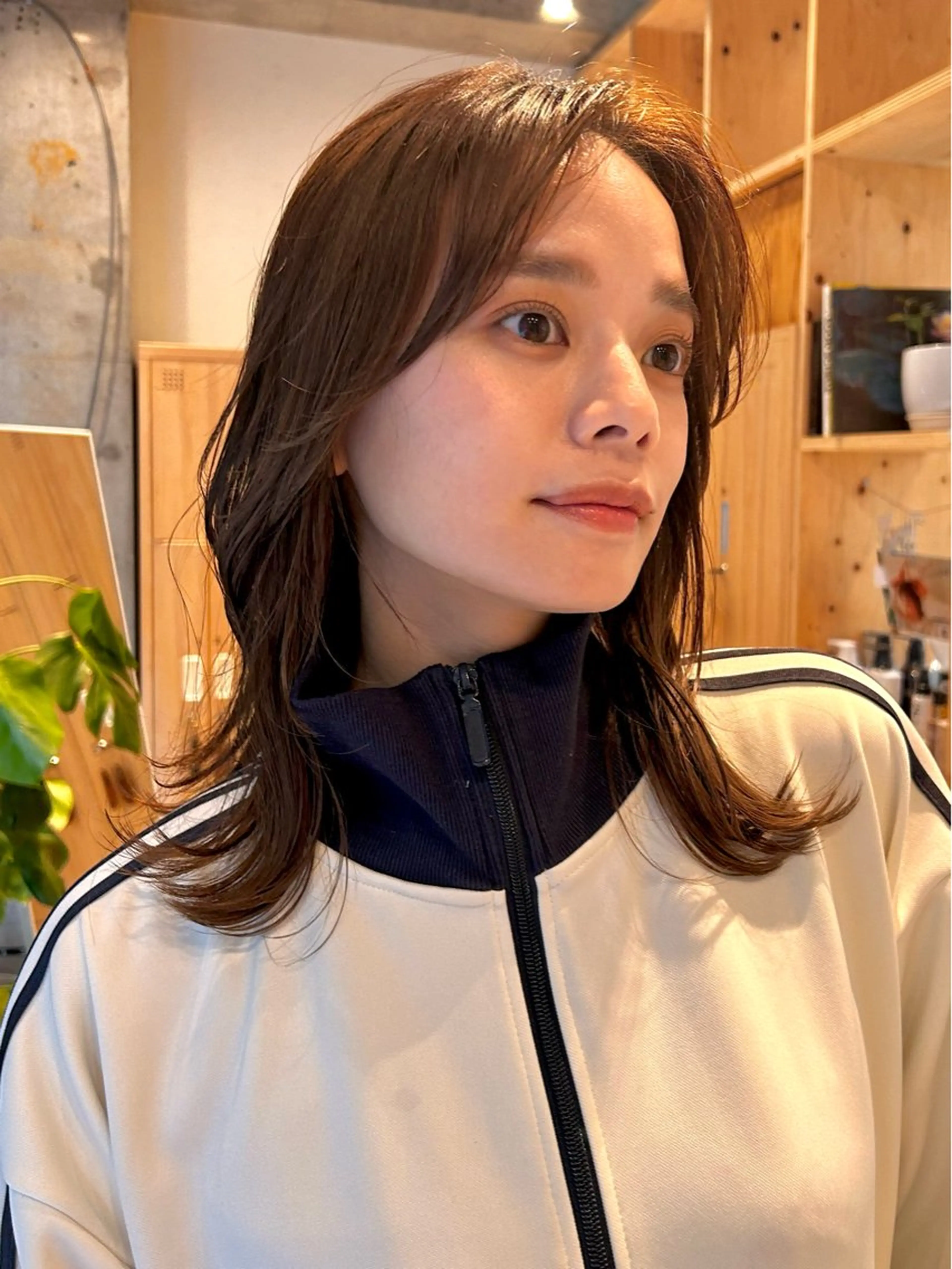 ミディアム カラー 透明感/ベージュ /kazui🐈のヘアスタイル