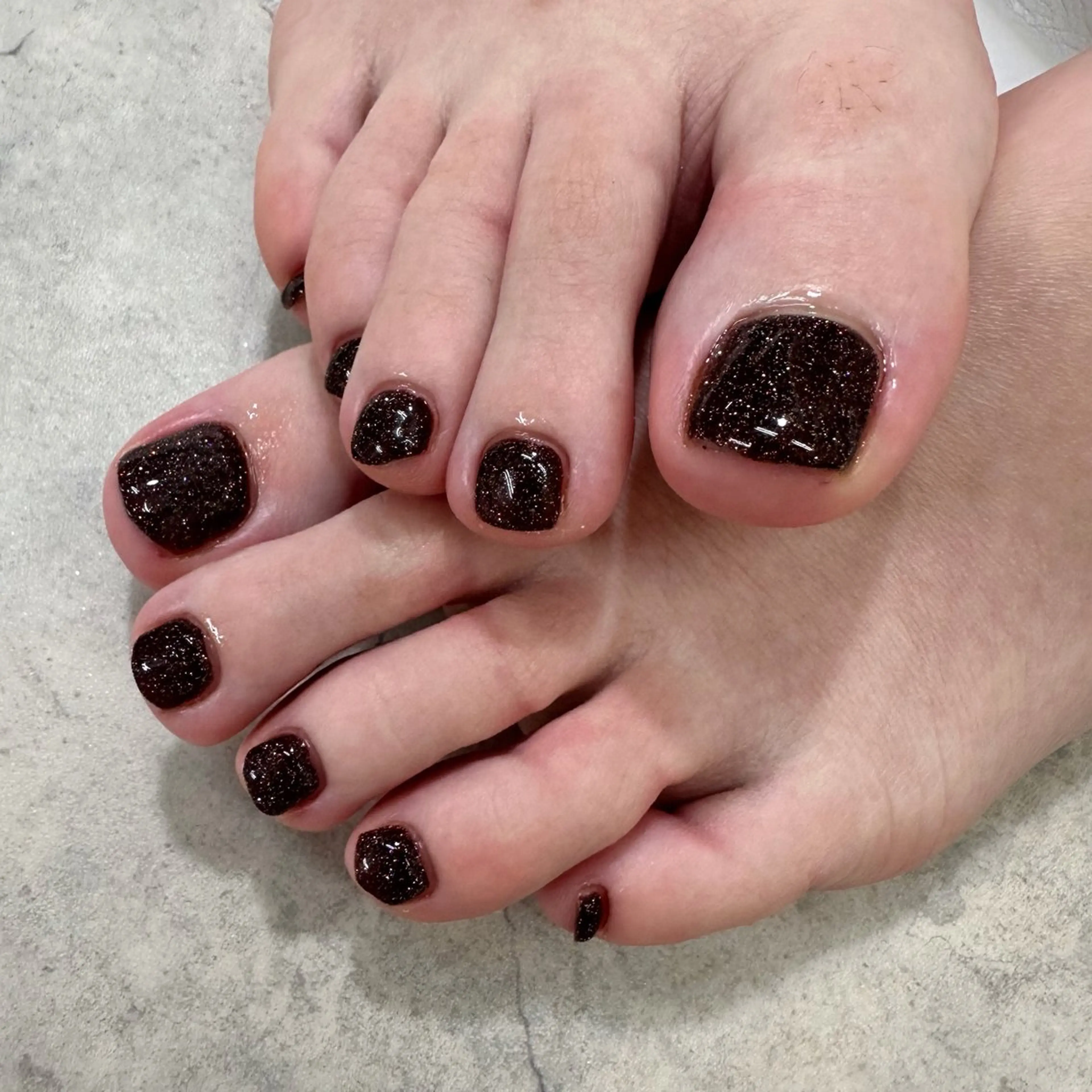 ネイル フラッシュネイル キラキラネイル マグネットネイル 夏ネイル フットネイル RaLa（ネイル&アイラッシュ）所属・🫧RaLa ⭐︎AYAKA🫧のネイルデザイン