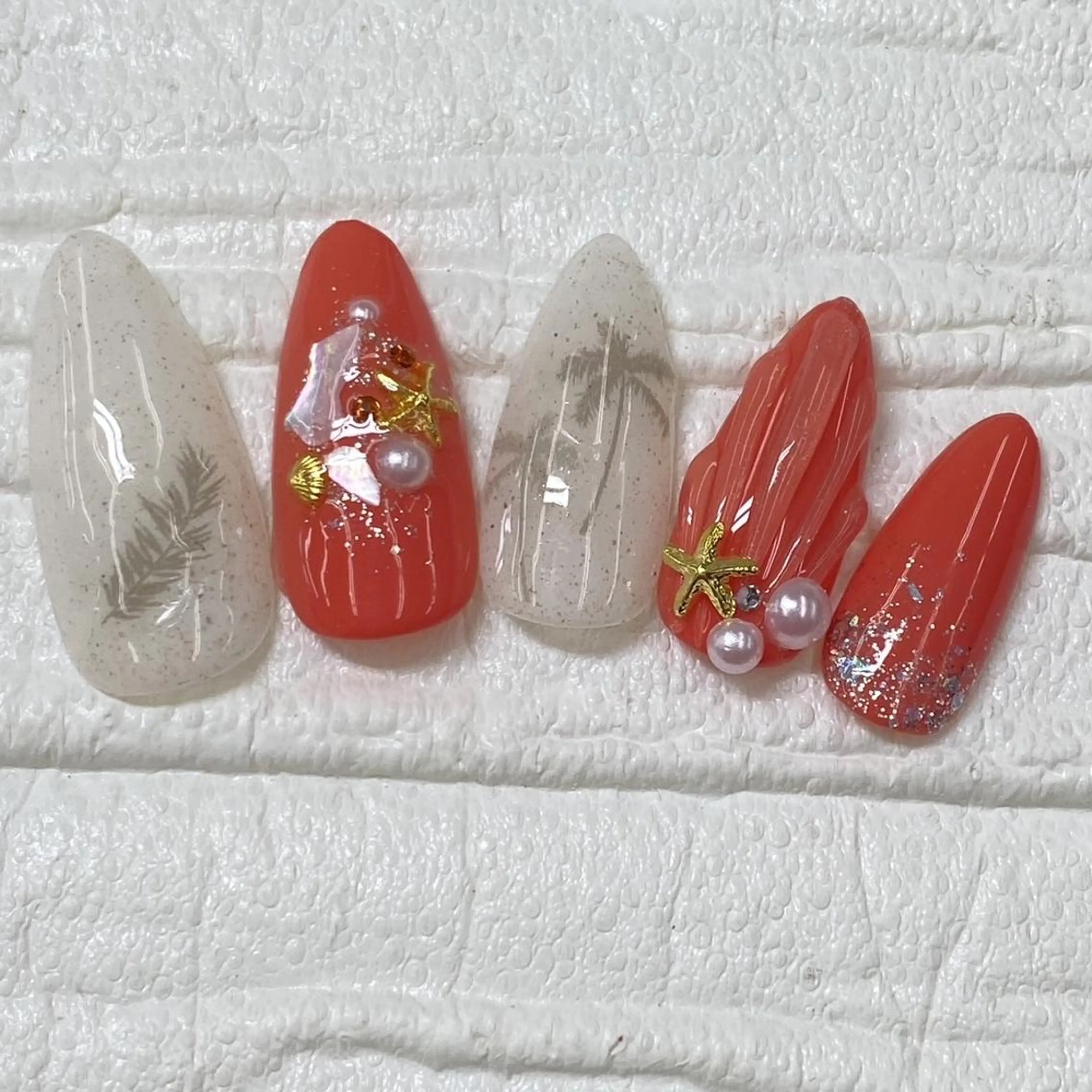 ネイル Nail salon Honey Beeのネイルデザイン