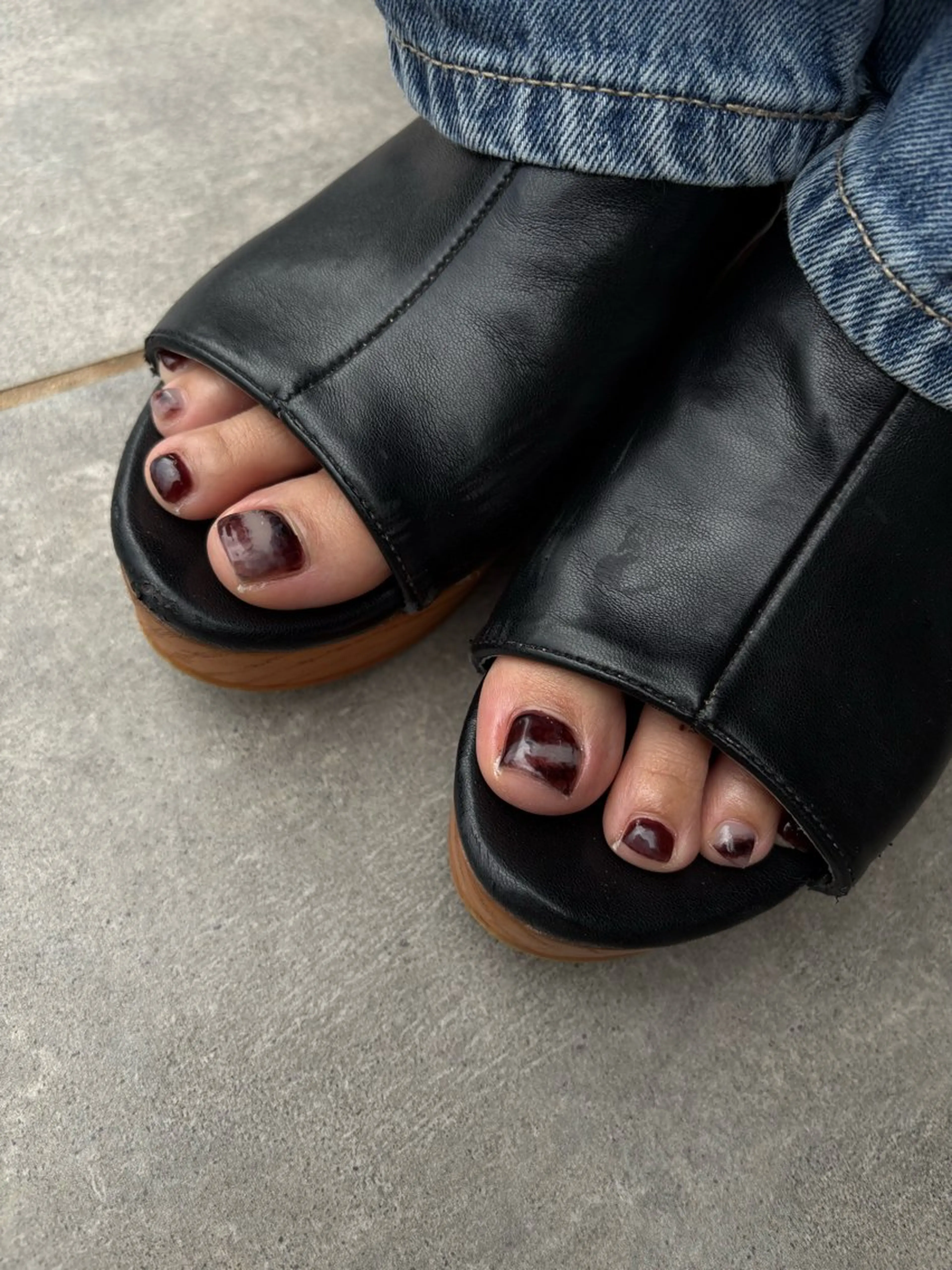 ネイル ニュアンスネイル フットネイル sa ya...のネイルデザイン