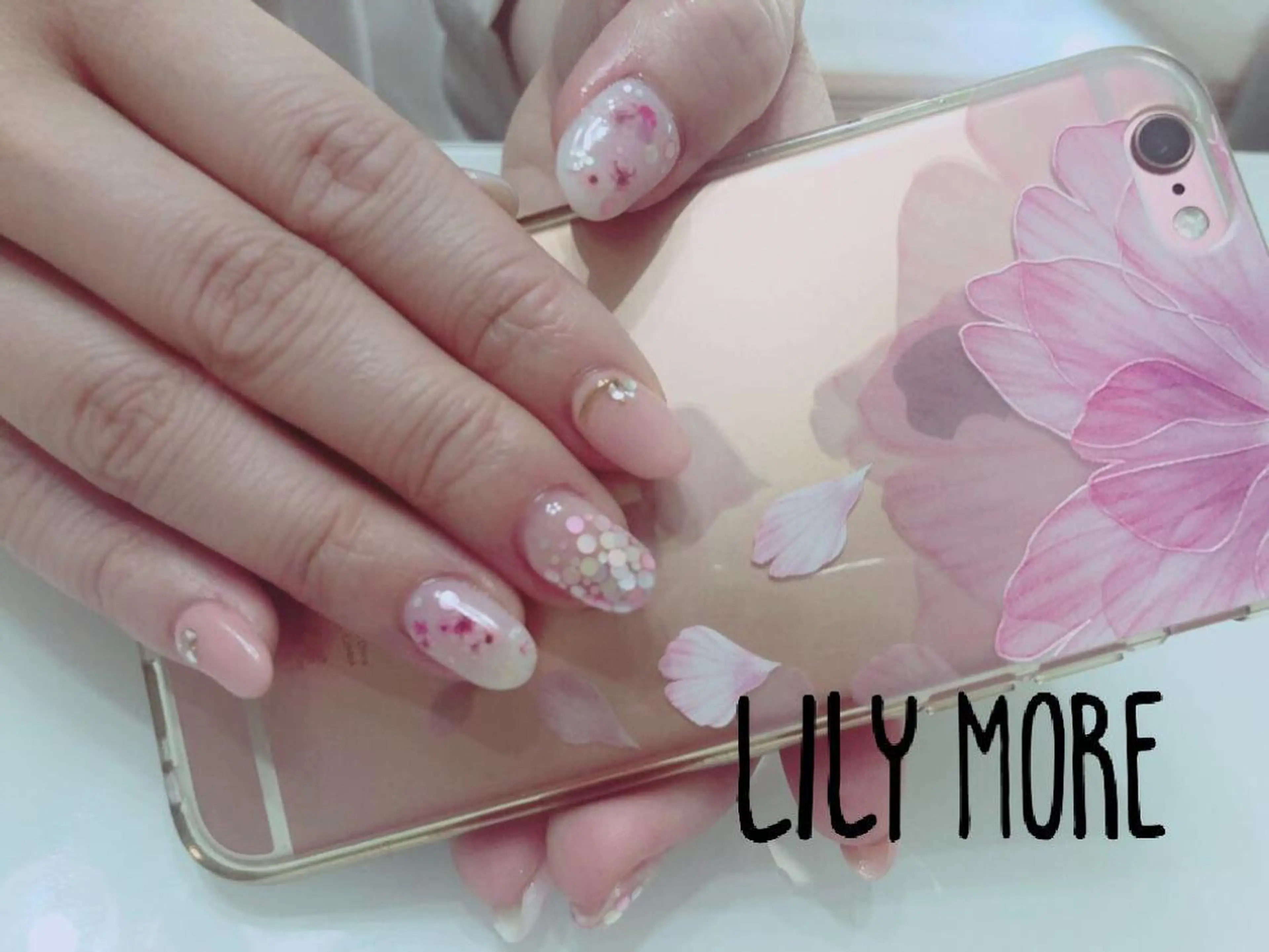ネイル 桜ネイル Lily closetのネイルデザイン
