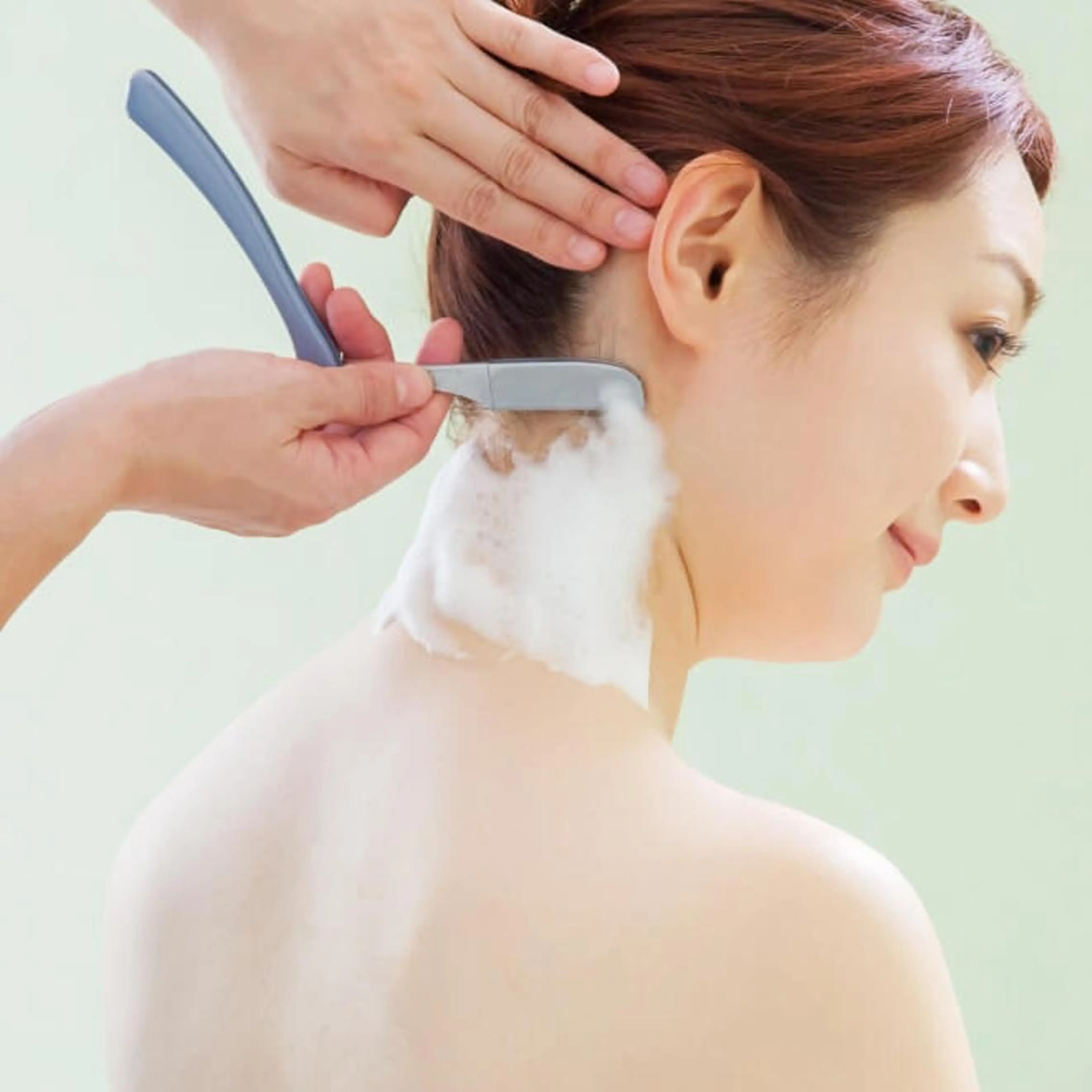 襟足のみシェービング/うなじ/えりあしの写真