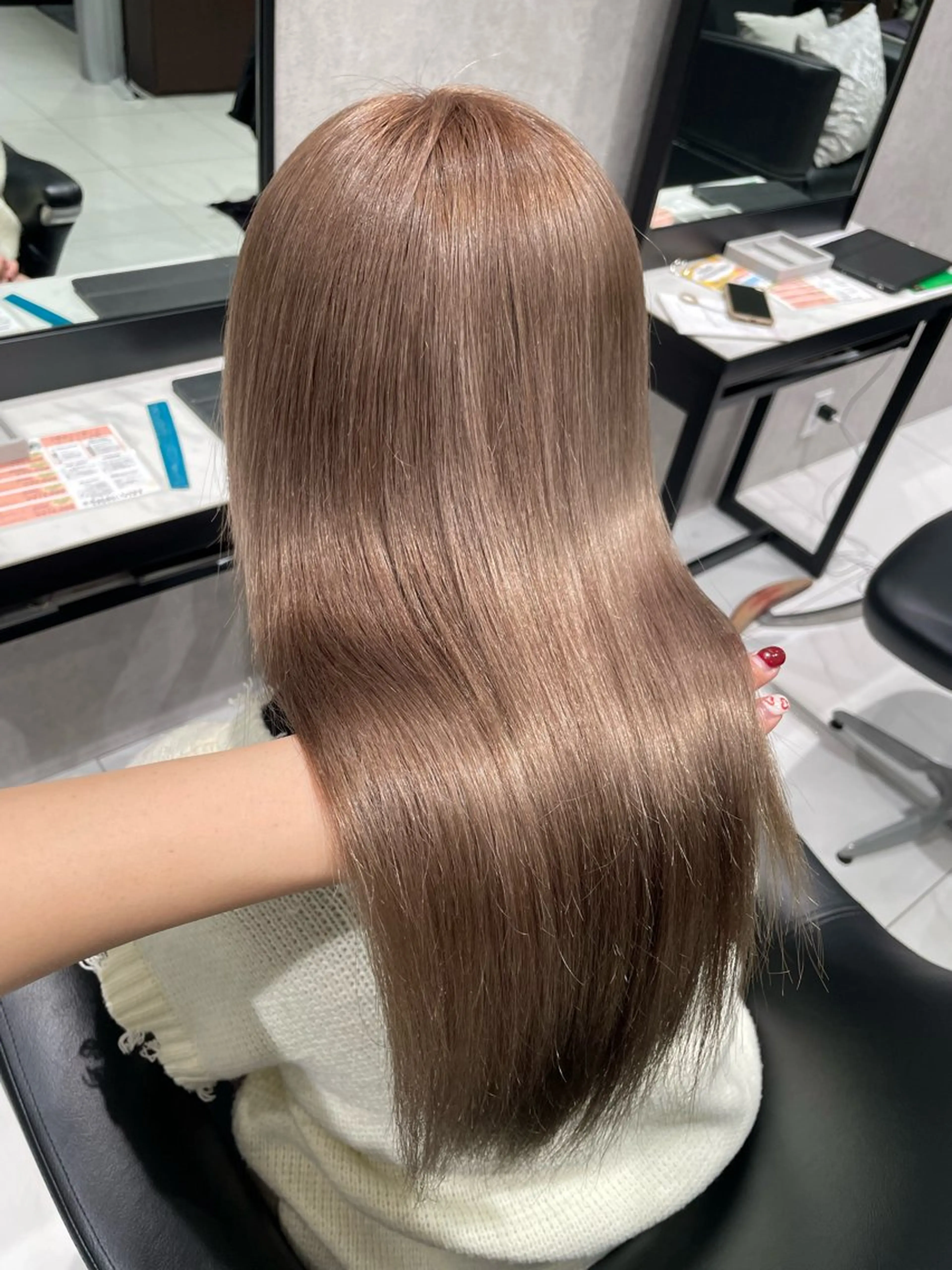 ロング カラー 内藤 藍夏のヘアスタイル