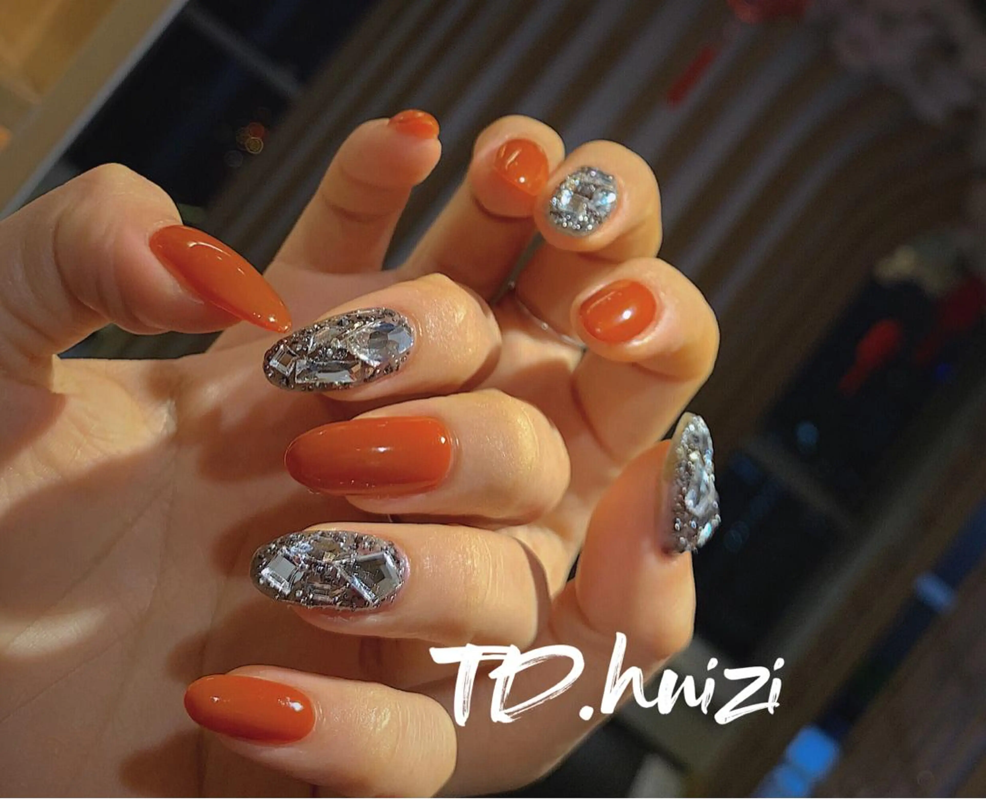 ミディアム めぐみのネイルサロン スタッフ練習のネイルデザイン