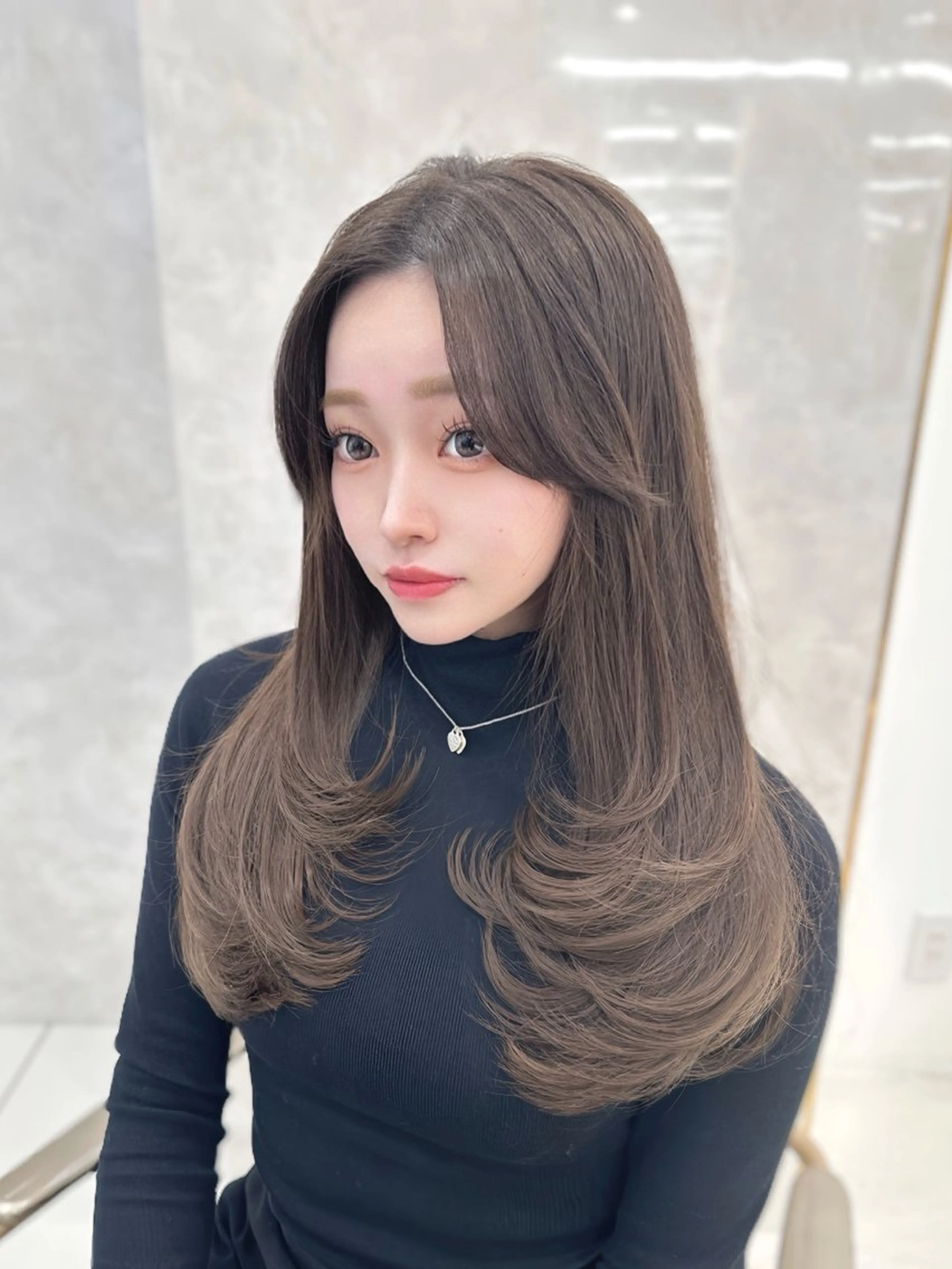 ロング ami 大人モテ/レイヤーのヘアスタイル