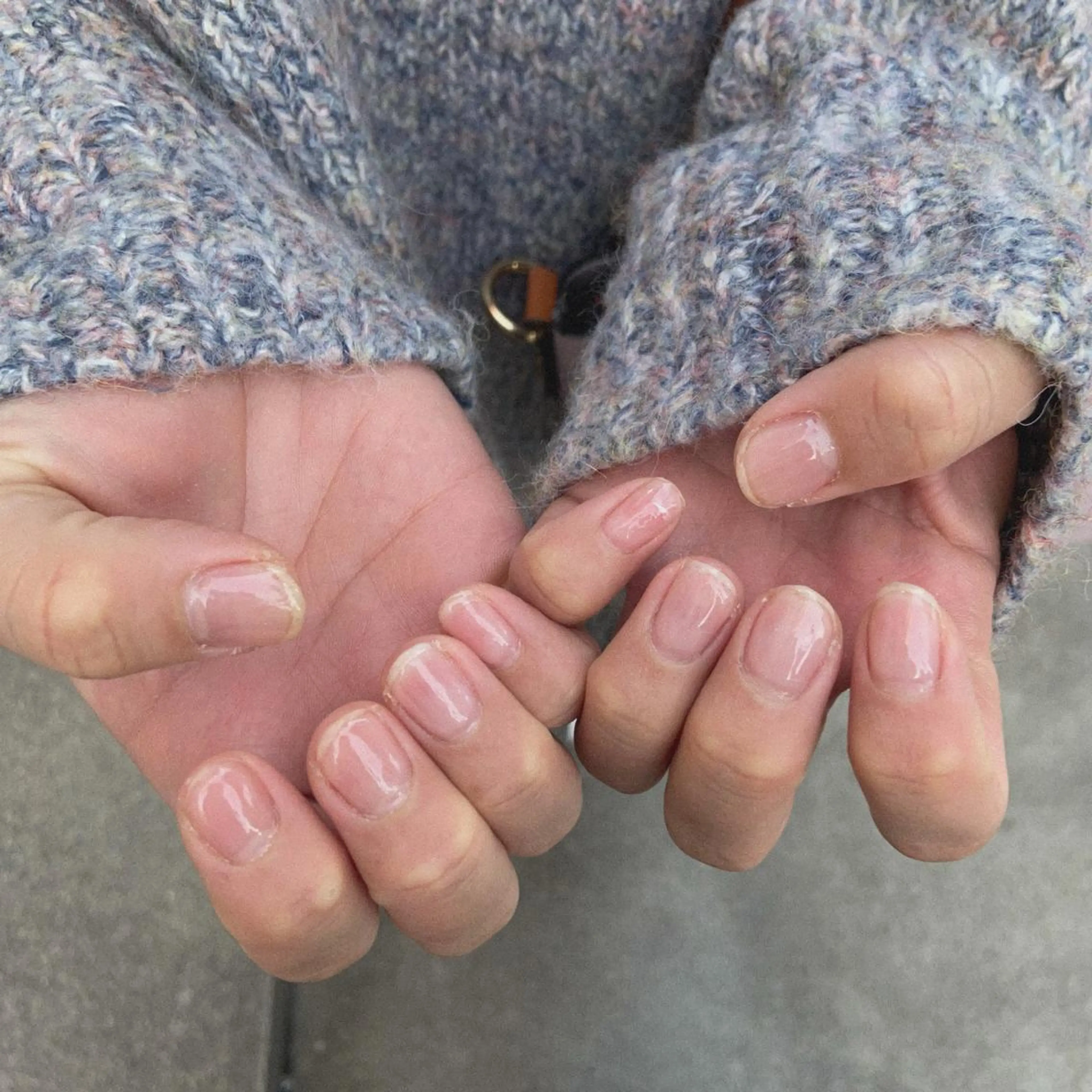 ネイル クリアネイル ジェルネイル 🍒マツダ エナ‎🤍のヘアスタイル