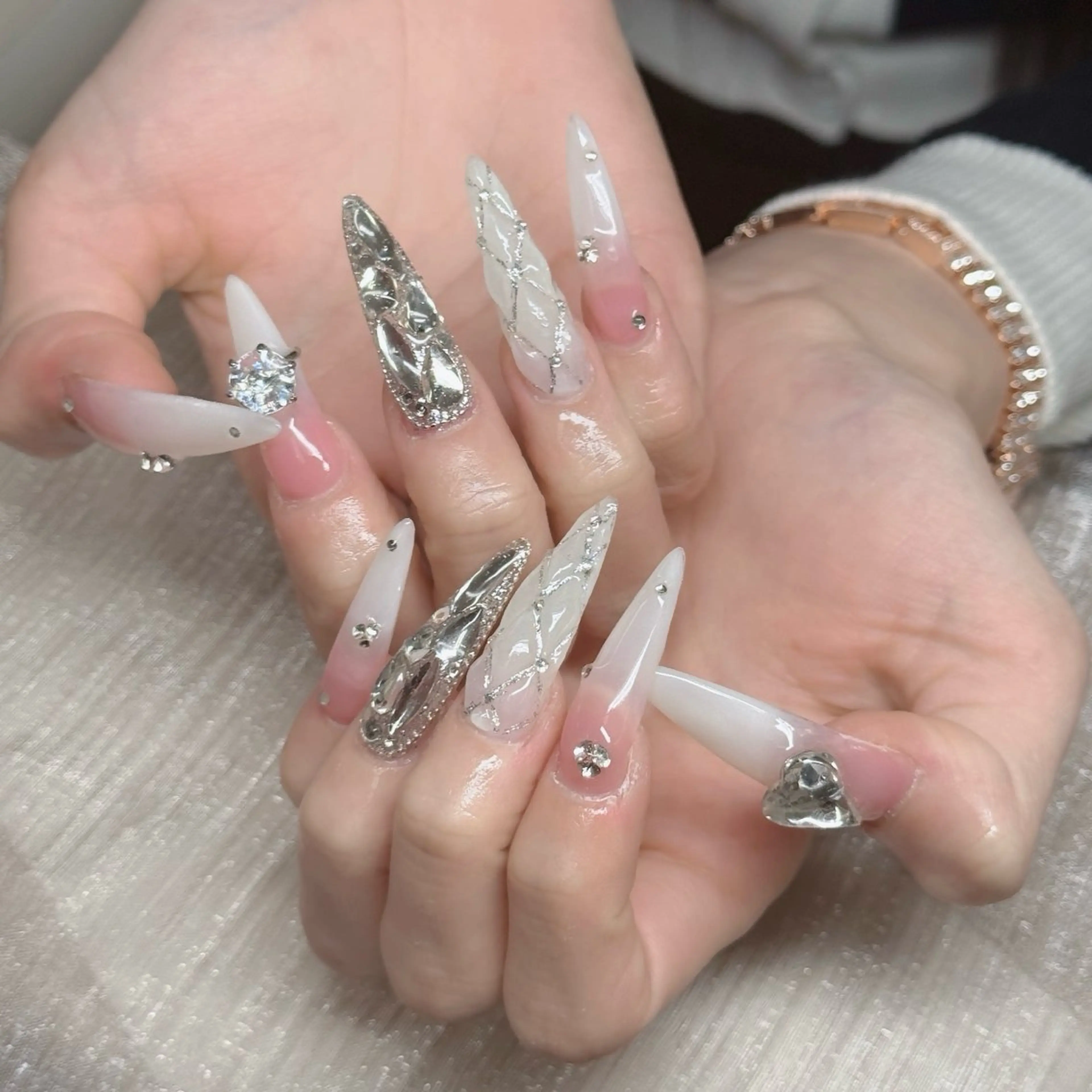 ネイル フットネイル フレンチネイル グラデーション 韓国ネイル ロングネイル ハンドネイル Hani Nail Salonのネイルデザイン