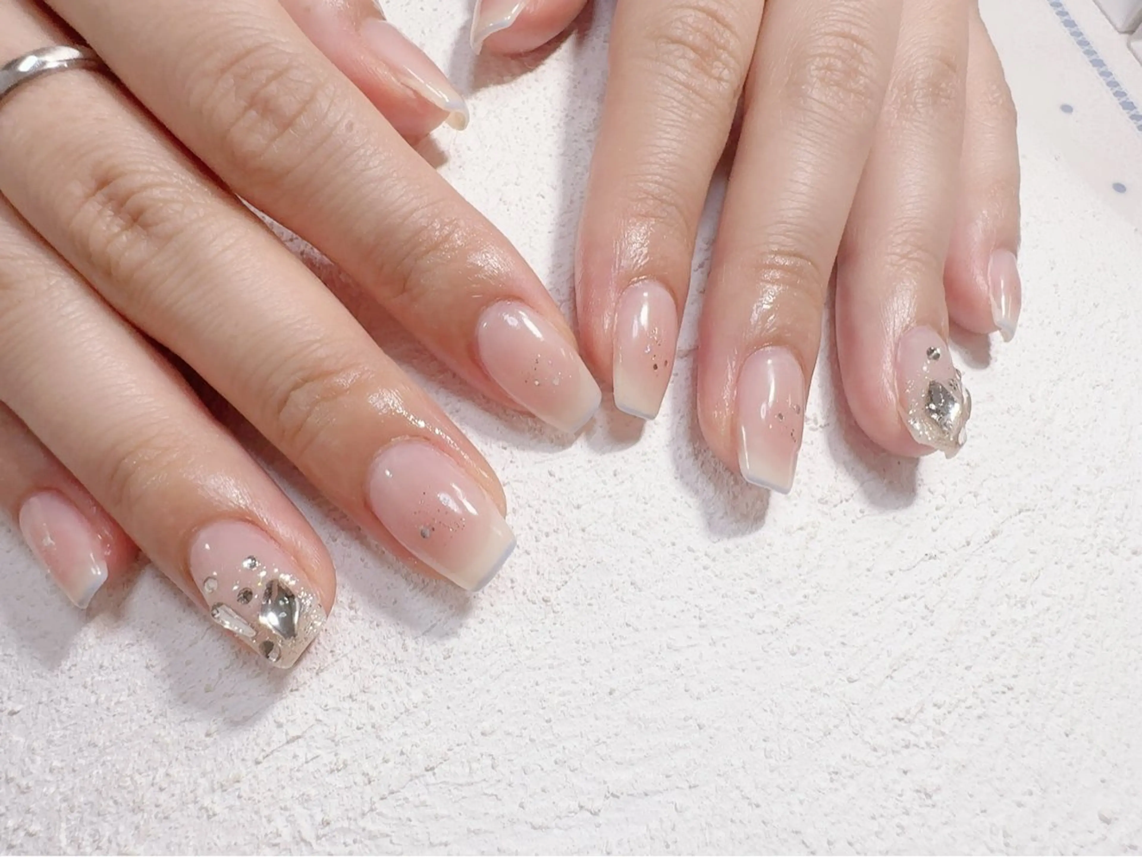 ネイル 持ち込み Regaro i.sのネイルデザイン