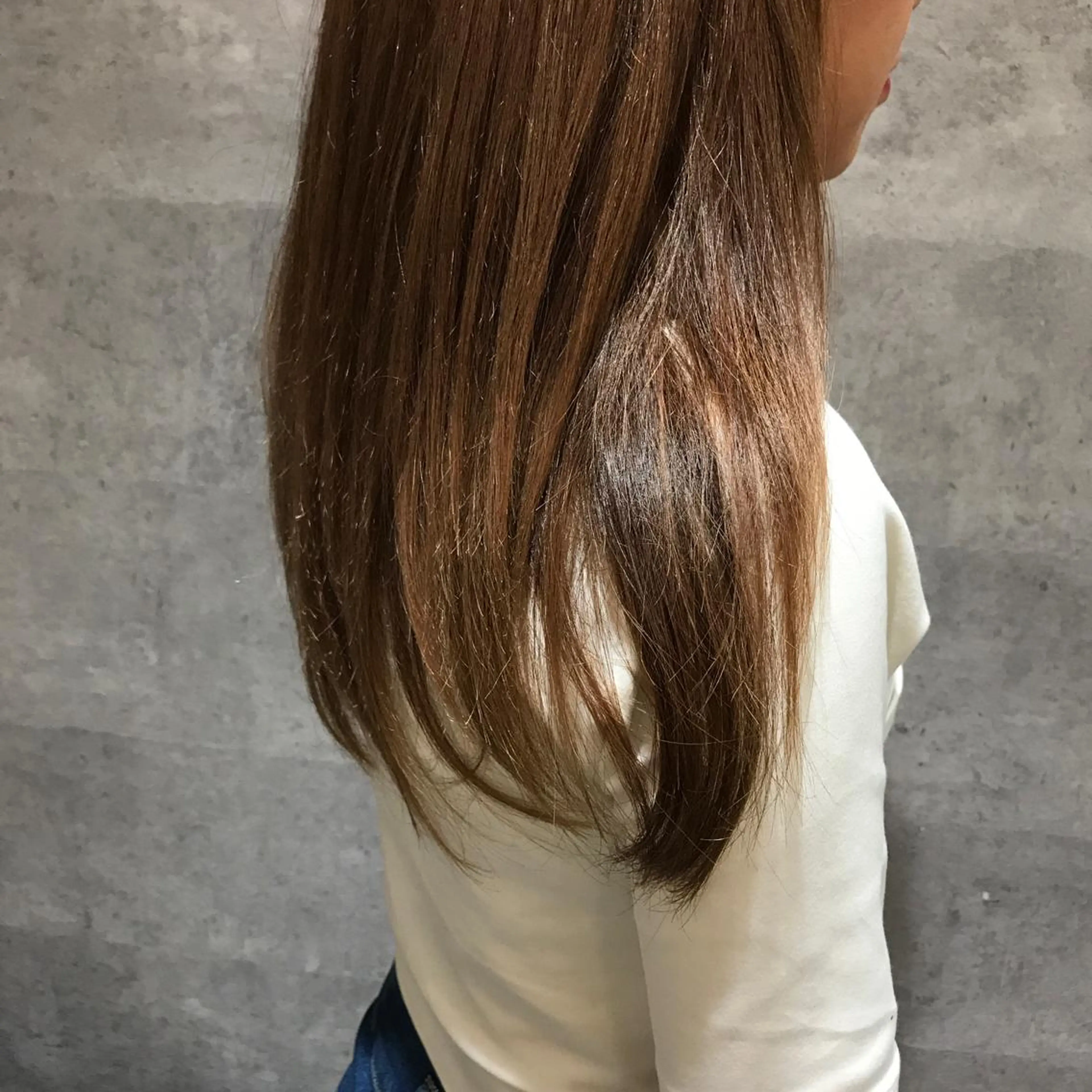 ロング カラー Yuki☺︎パーマ レイヤーカットのヘアスタイル