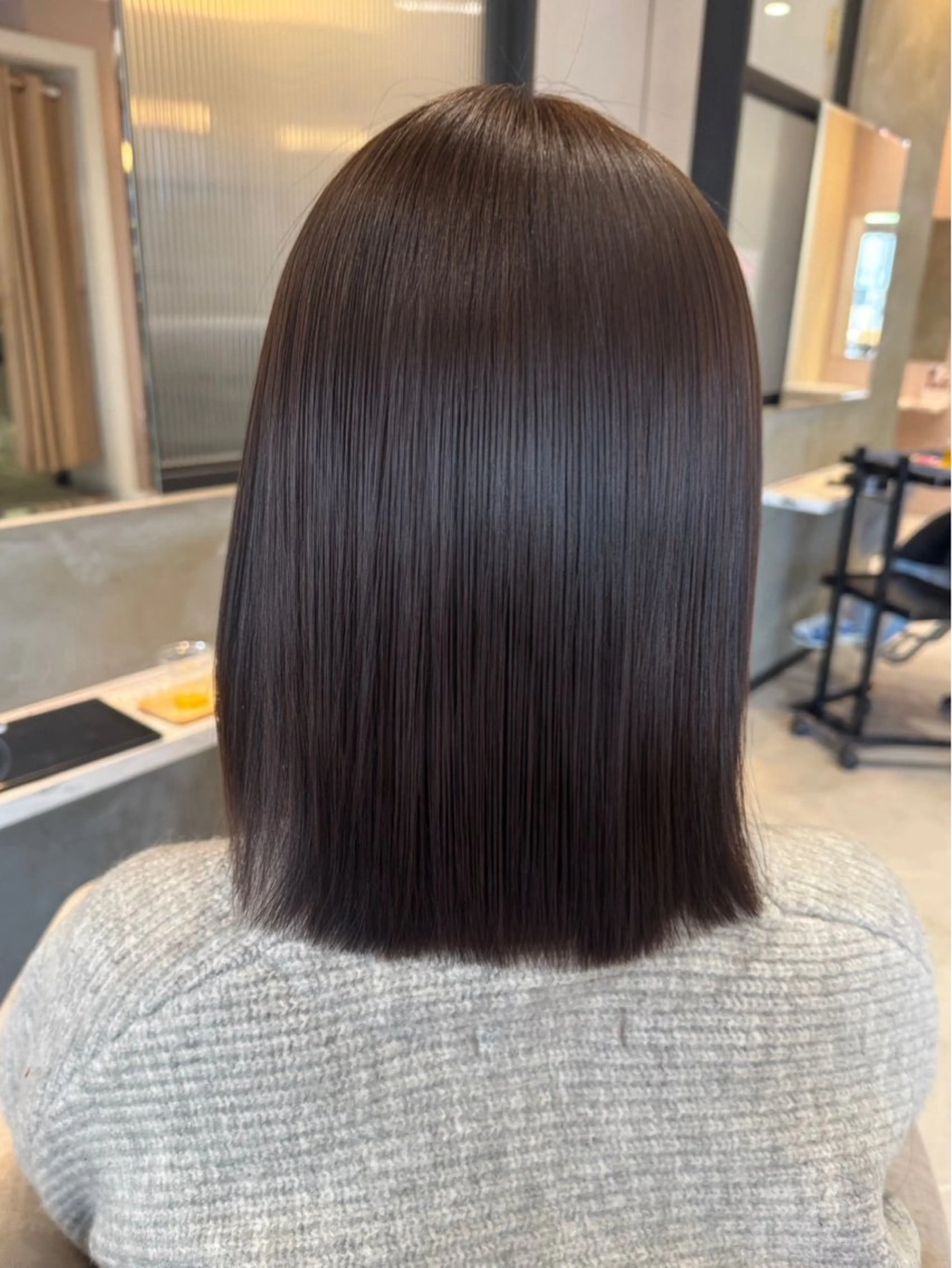 ミディアム 水野新葉 【縮毛矯正】のヘアスタイル