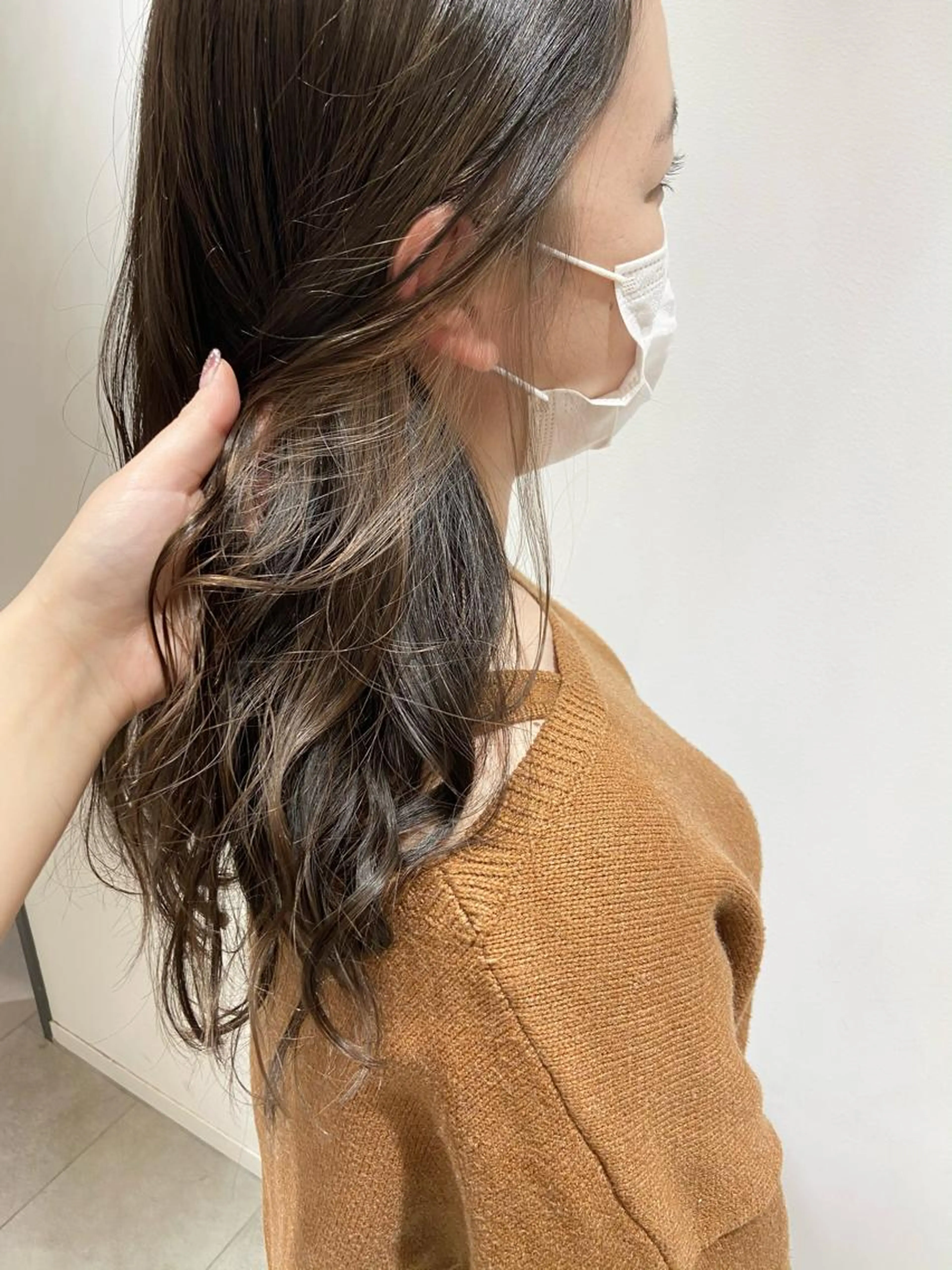 《大人気デザイン--✄🦖》イヤリングカラー＋ぷる艶カラー🌷(ブリーチ込)の写真