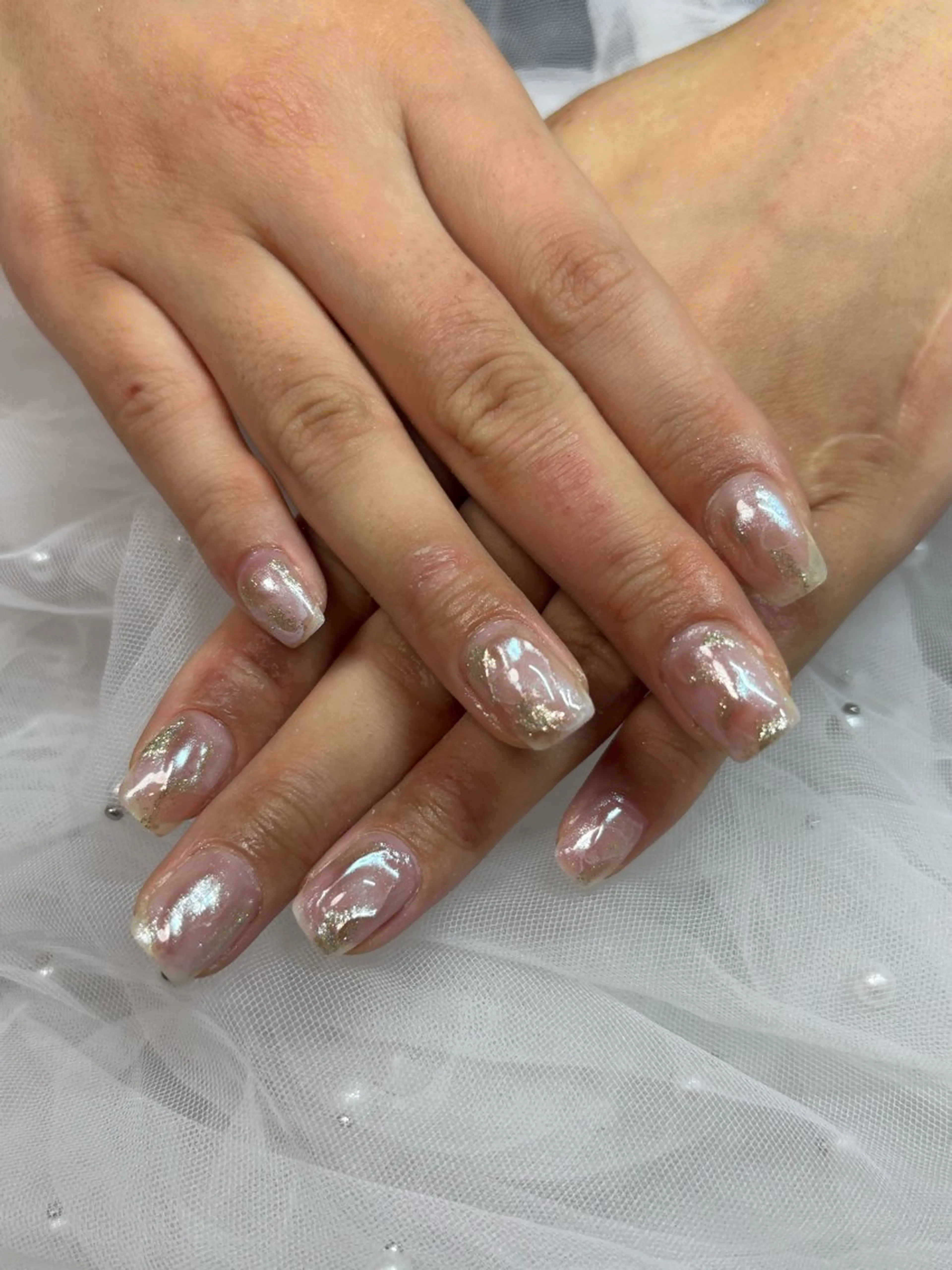 ネイル ニュアンスネイル 三本 綾奈のネイルデザイン