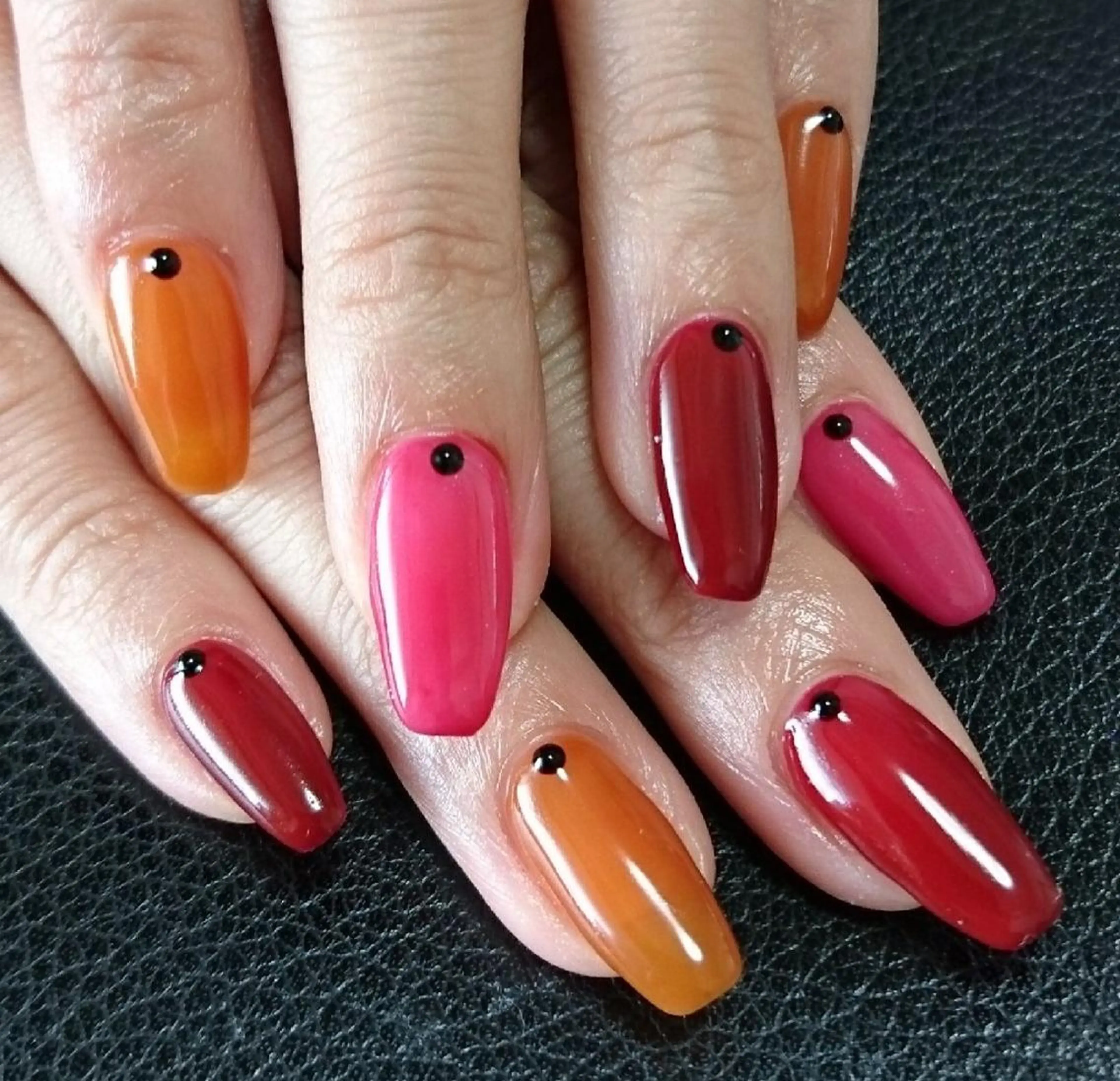 ネイル ワンカラーネイル Lilith Nailのネイルデザイン