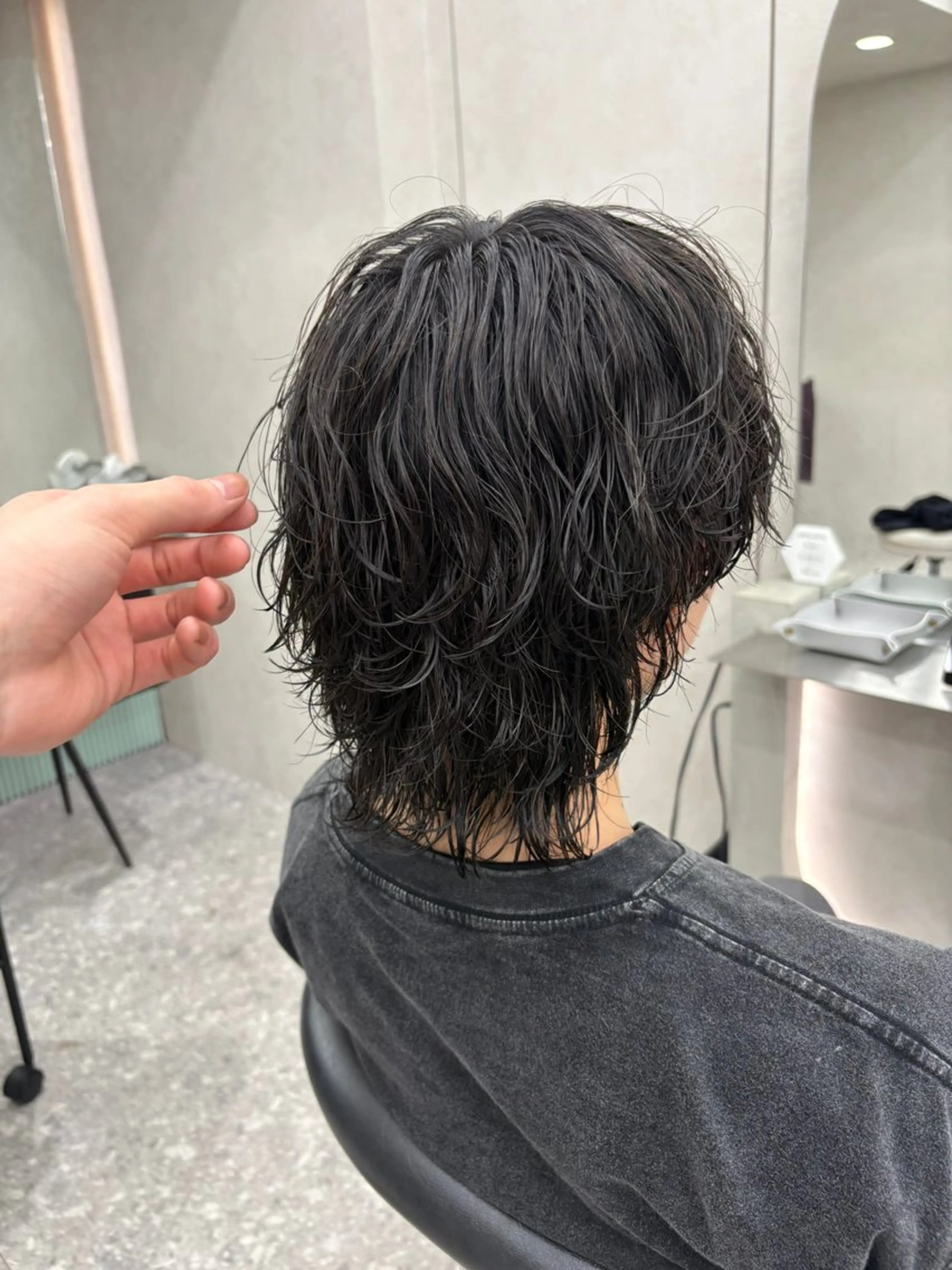 メンズ メンズパーマ メンズウルフカット ウルフカット Yuta✂︎ 韓国レイヤー🪽のヘアスタイル