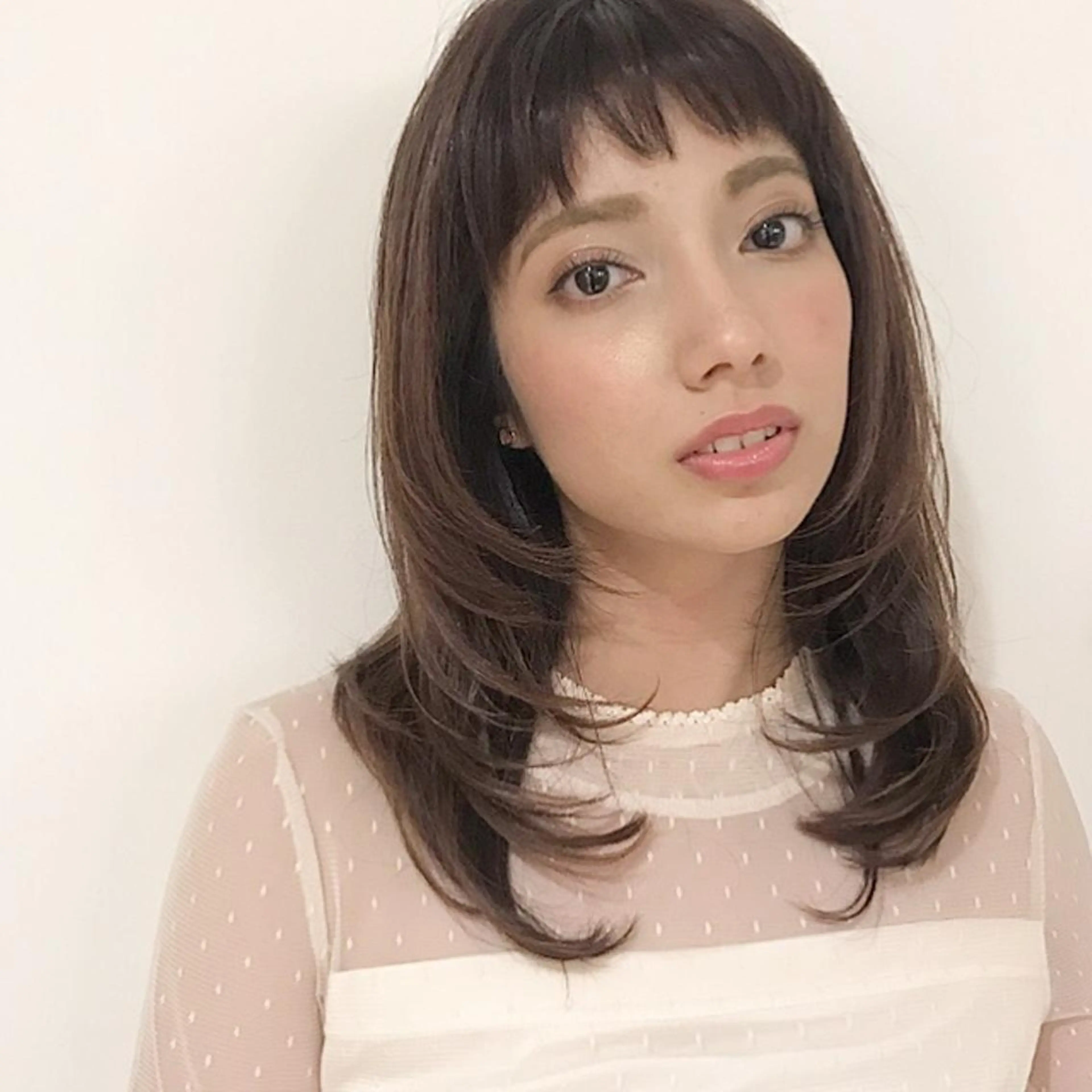 セミロング 顔周りカット 伊 杏のヘアスタイル