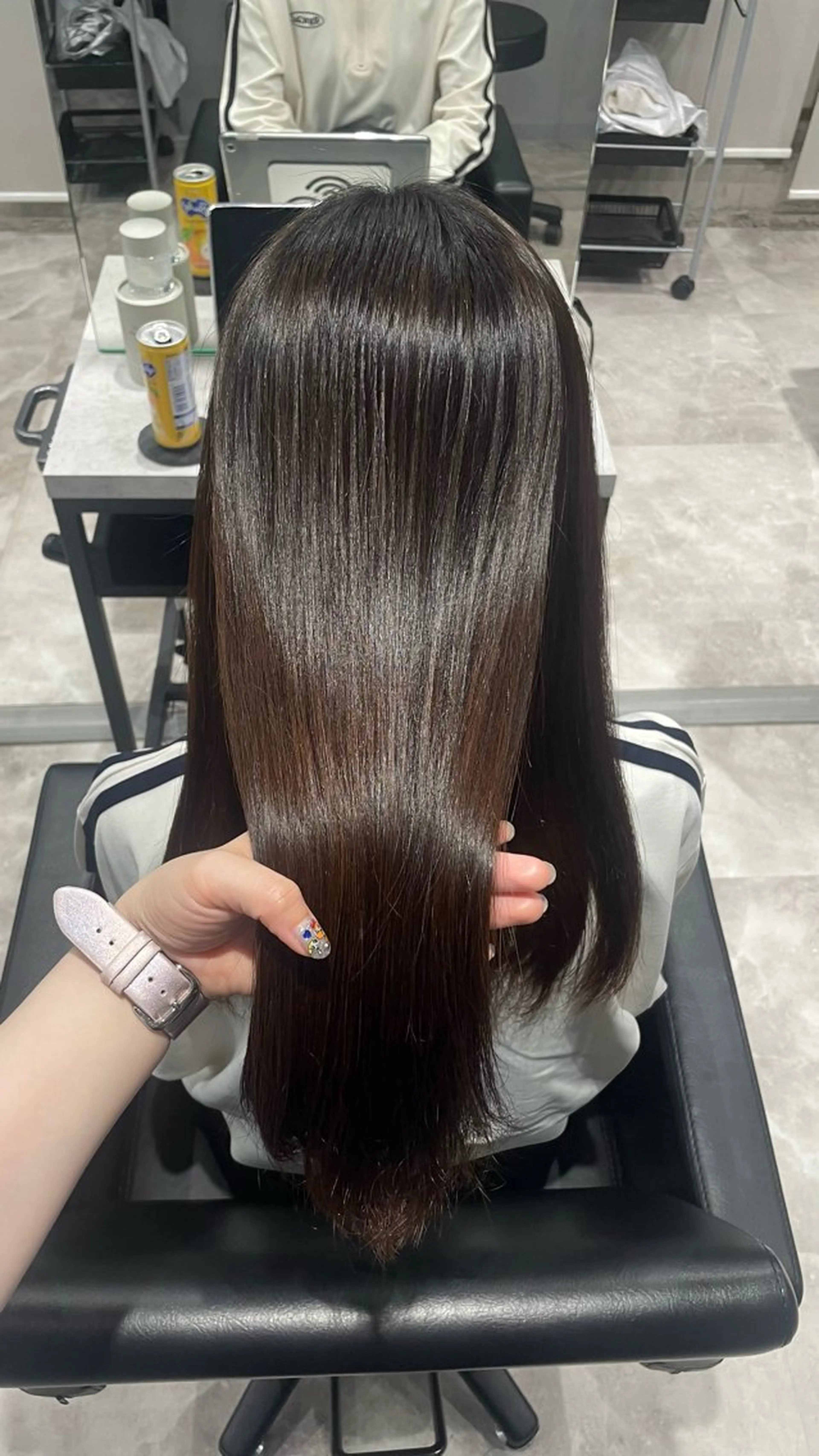 セミロング 縮毛矯正 neo.所属・🎀neo.RIN/ 透け感艶カラー🎀のヘアスタイル