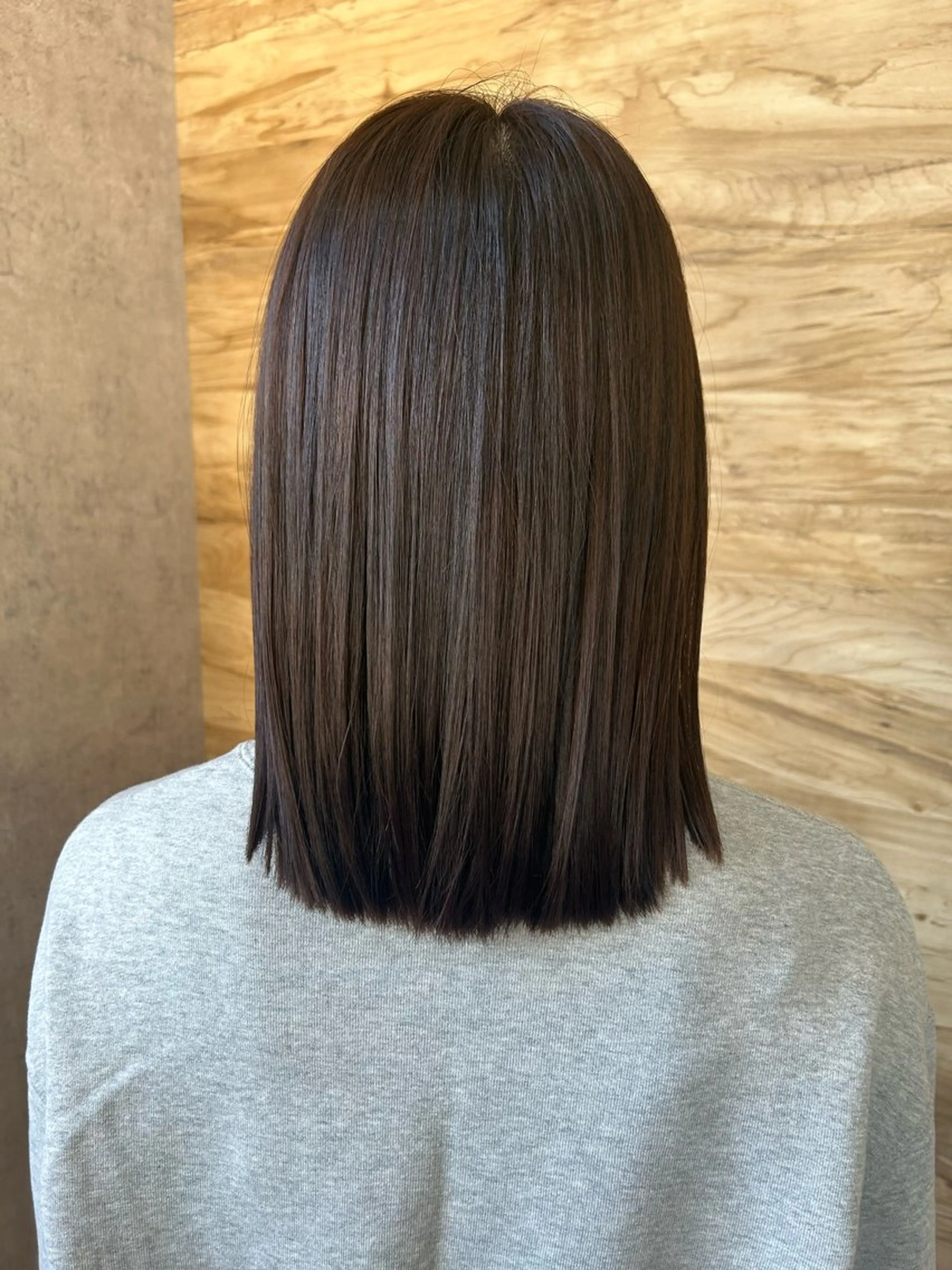 カラー 稲井 裕美のヘアスタイル