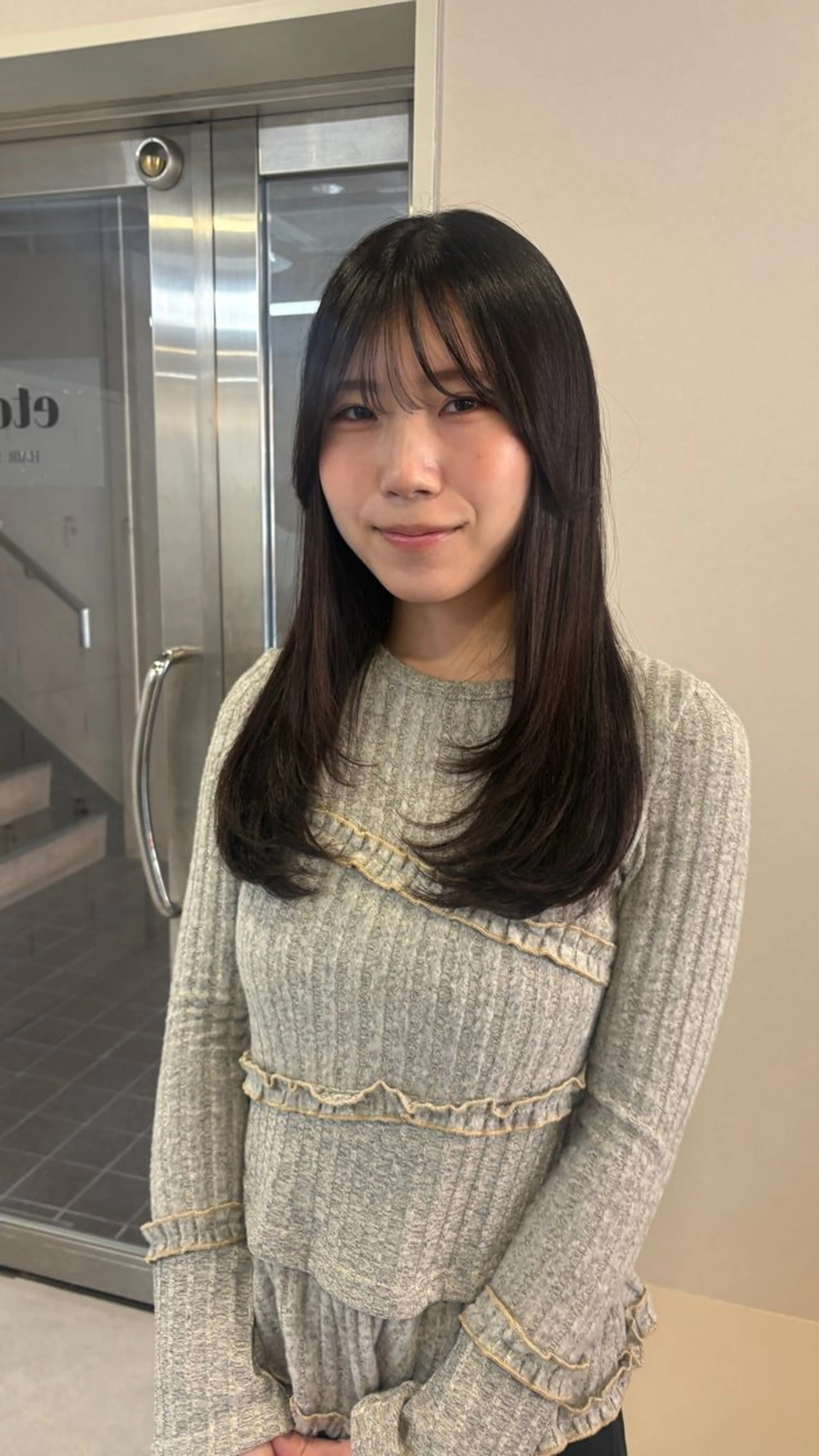 ロング カット abe yuikaのヘアスタイル
