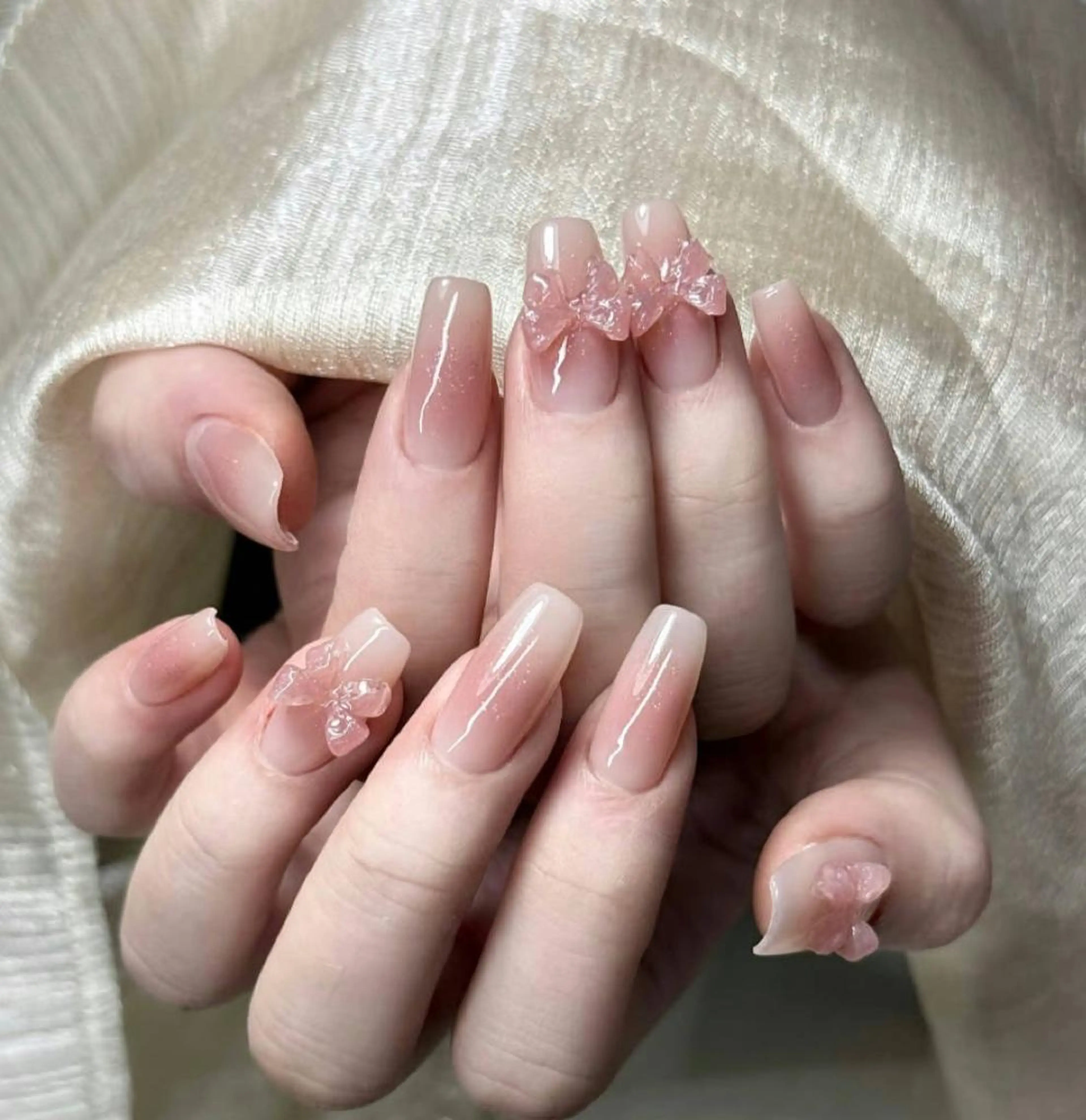 マツエク・マツパ ハンドネイル エリ🫧 nail池袋東口のネイルデザイン