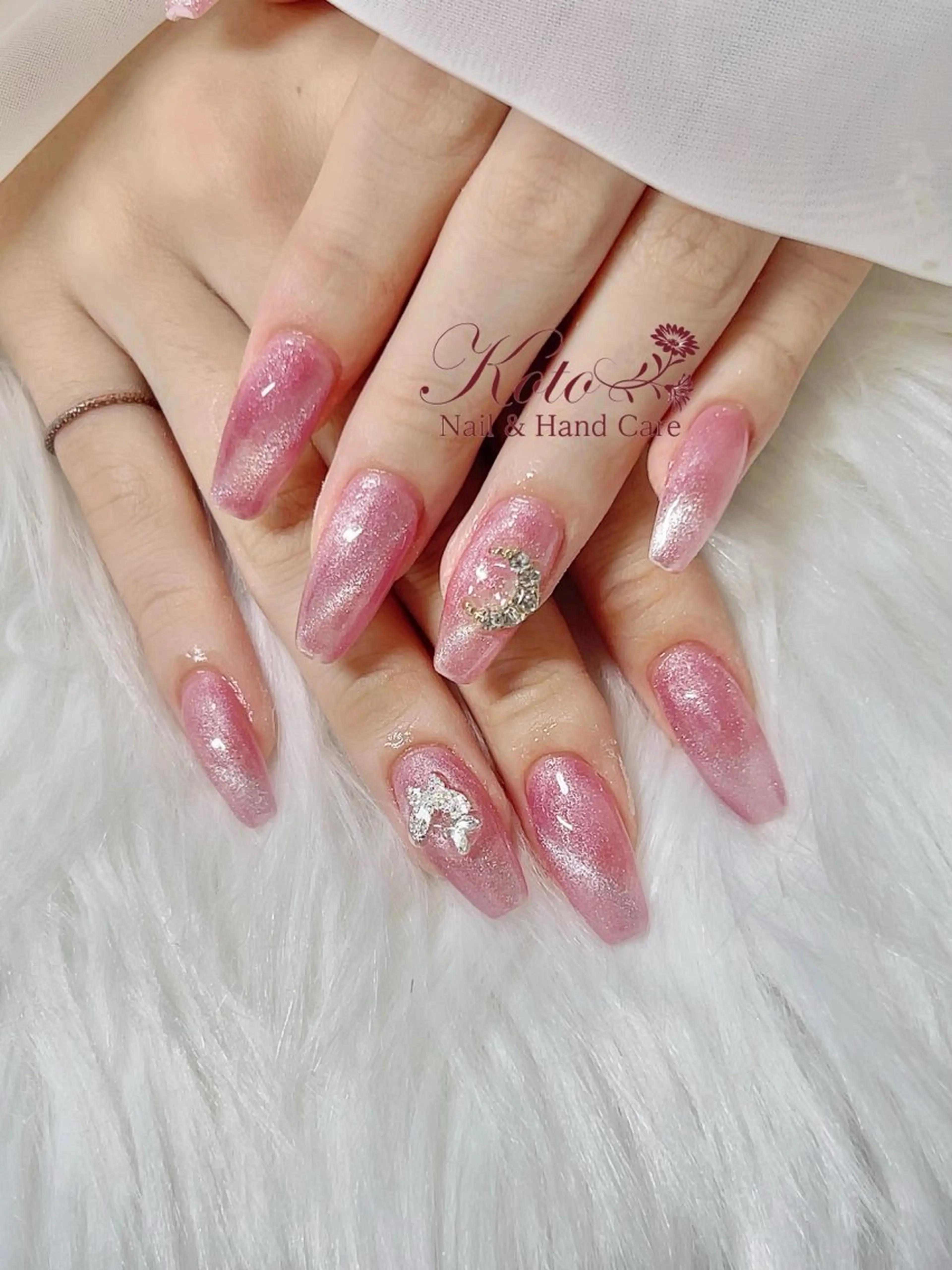 ネイル 長さ出し ジェルネイル マグネットネイル 持ち込み ニュアンスネイル ハンドネイル Nail Salon KOTOのネイルデザイン