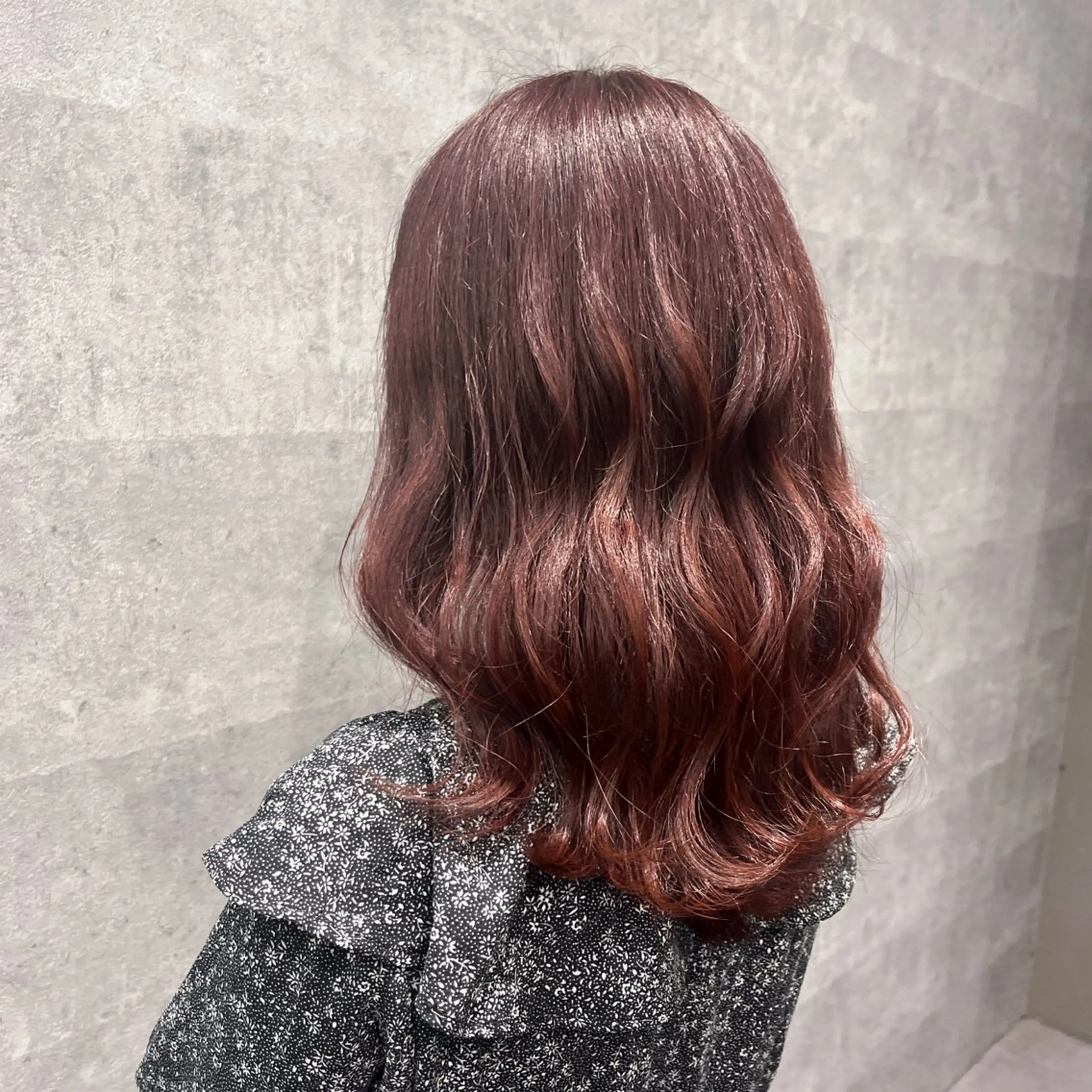 ミディアム カラー ブリーチ ブリーチなしカラー 椙山 沙南子のヘアスタイル