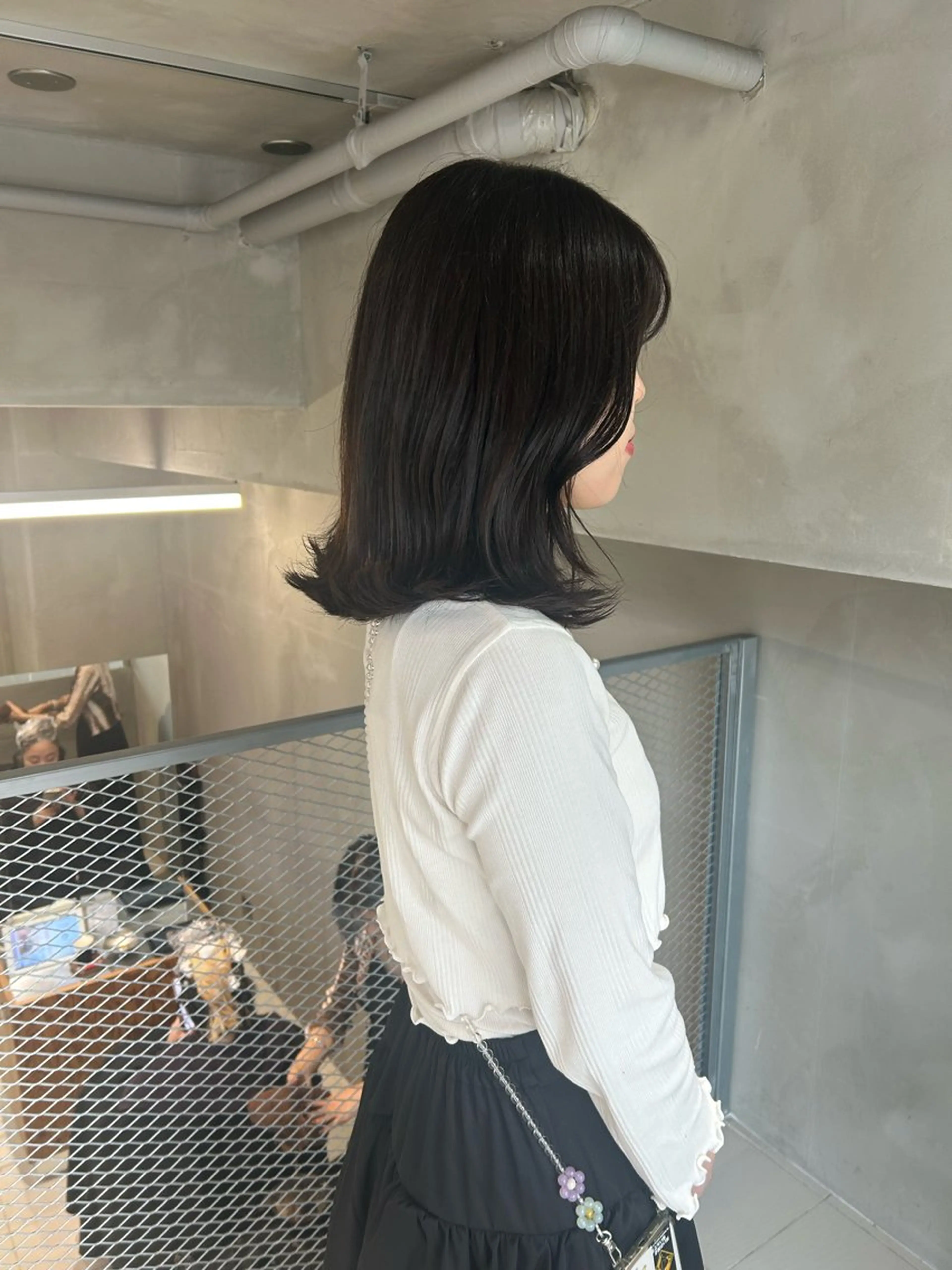 ミディアム カラー アッシュ アッシュグレー アッシュグレージュ グレージュ カット ヘアカラー トリートメント 透明感カラー🫧 nanohaのヘアスタイル