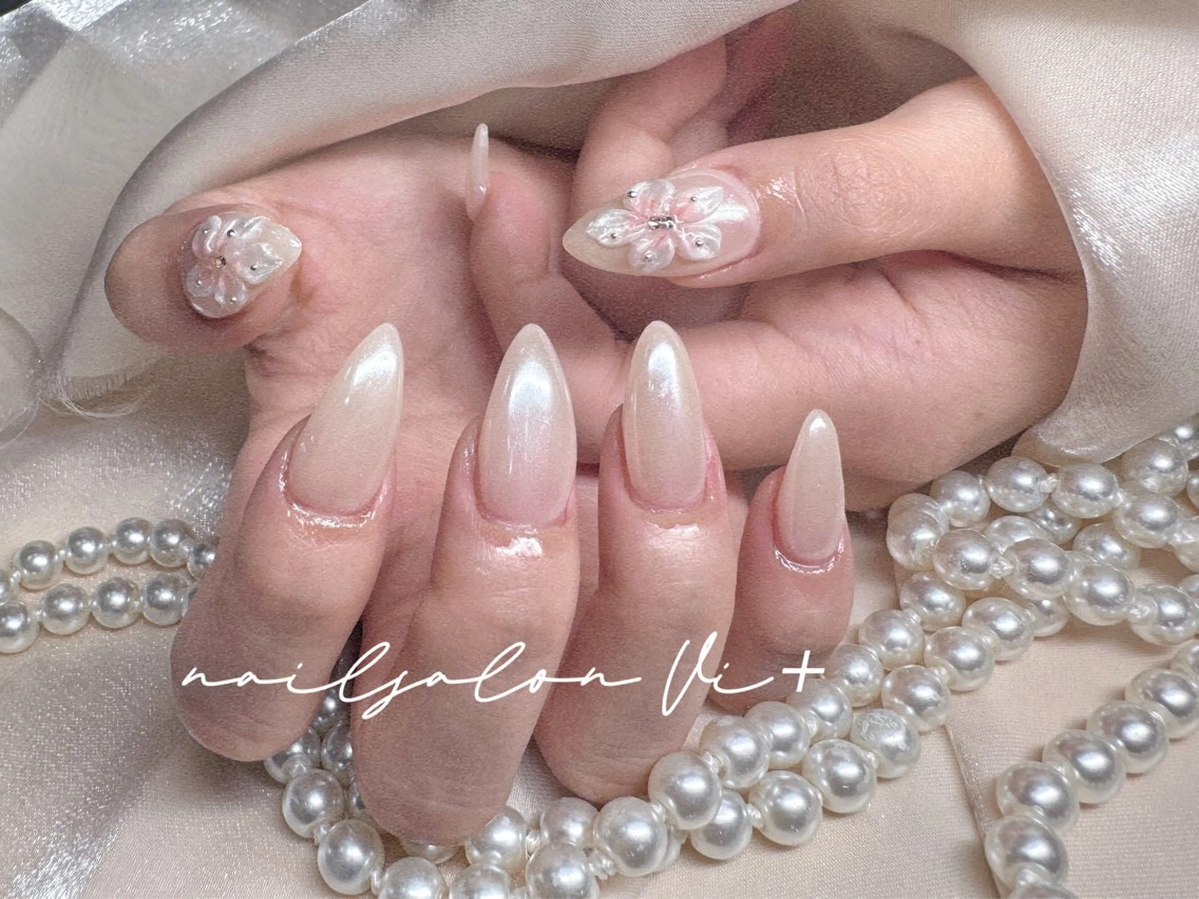 ネイル ハンドネイル ✨Nailsalon Vi+✨のネイルデザイン