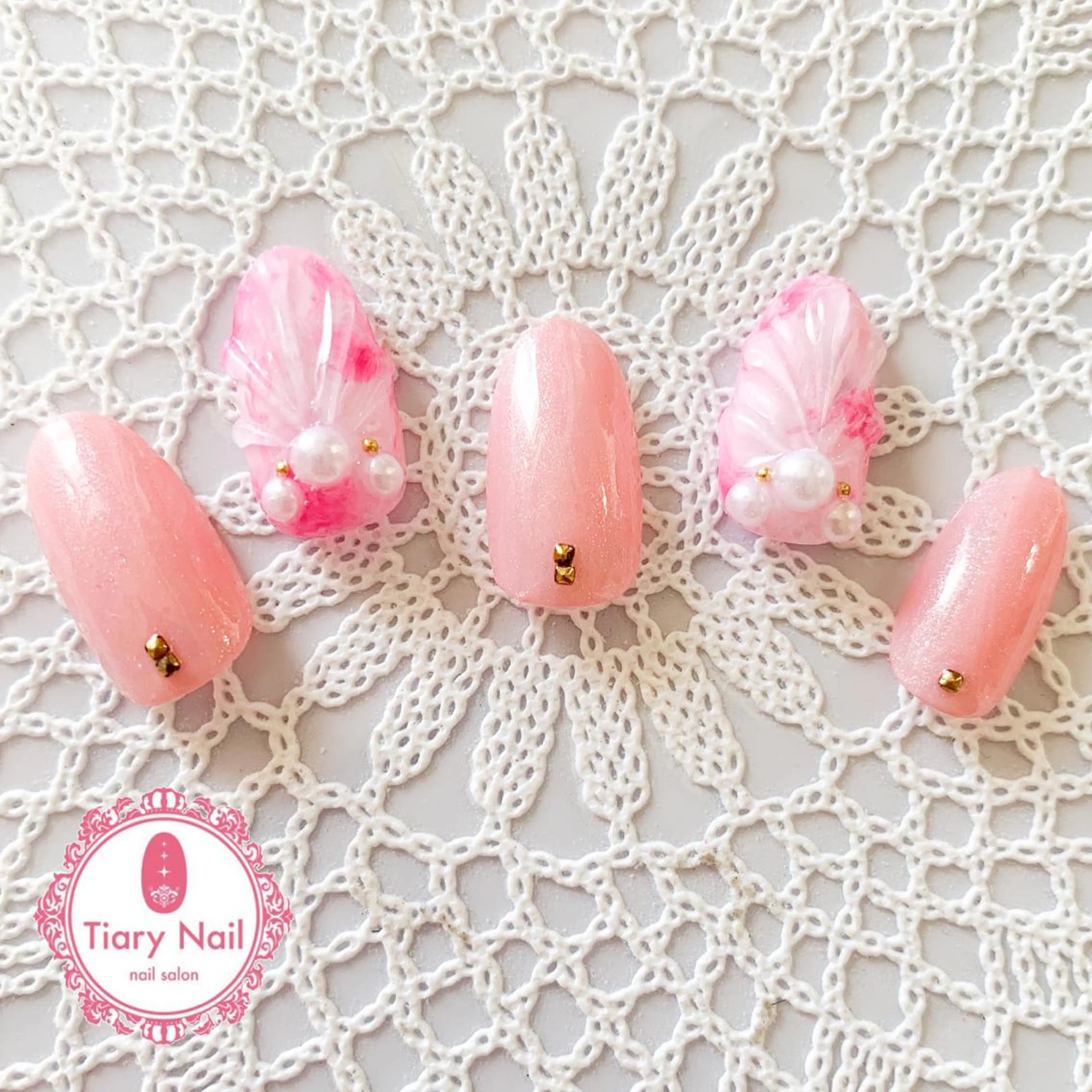 ネイル tiarynail K K🐼のネイルデザイン