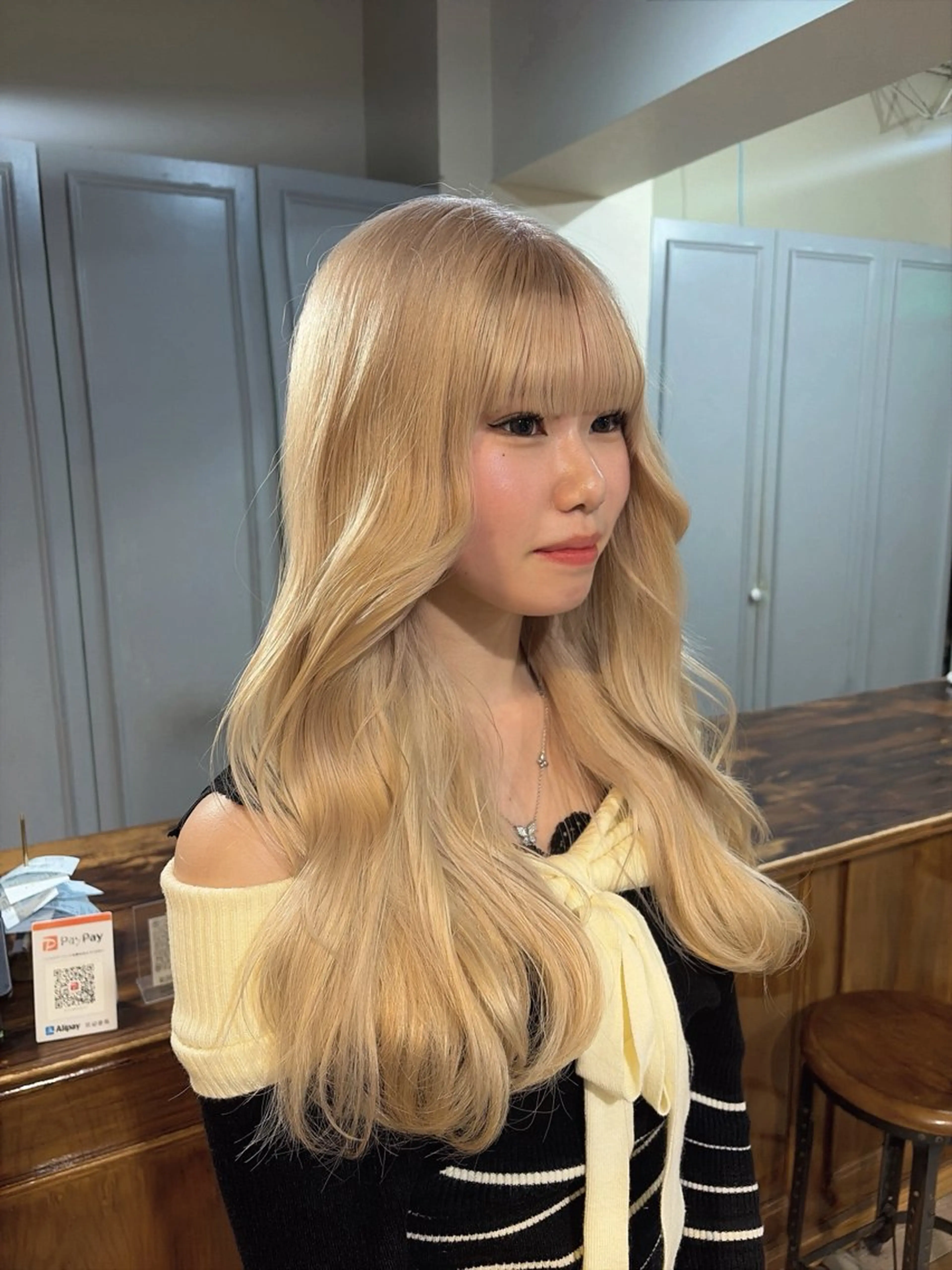 ロング ヘアカラー 💜🦋 COCONA🦋💜のヘアスタイル