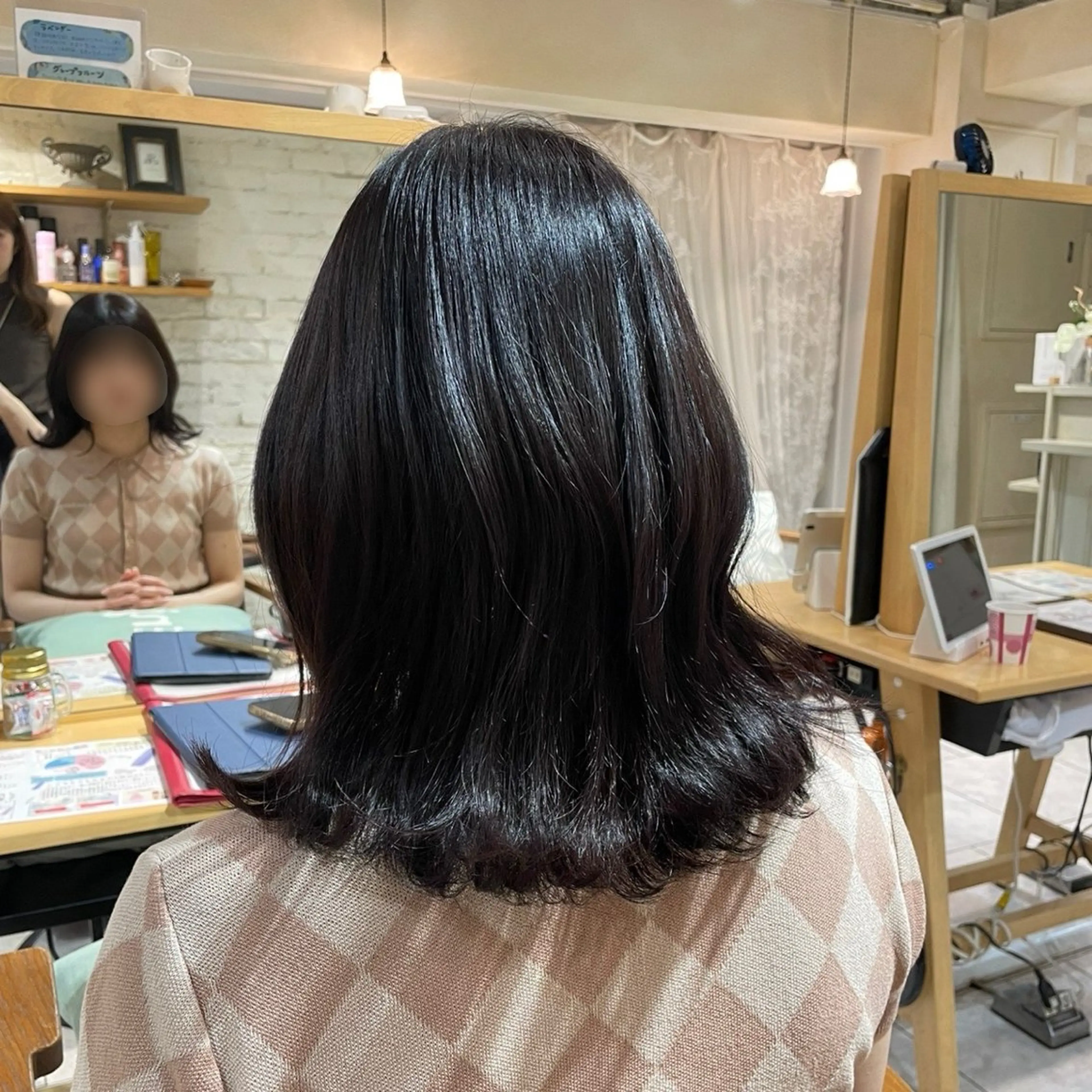 ミディアムカット🫐✂️➕トリートメント🫧の写真