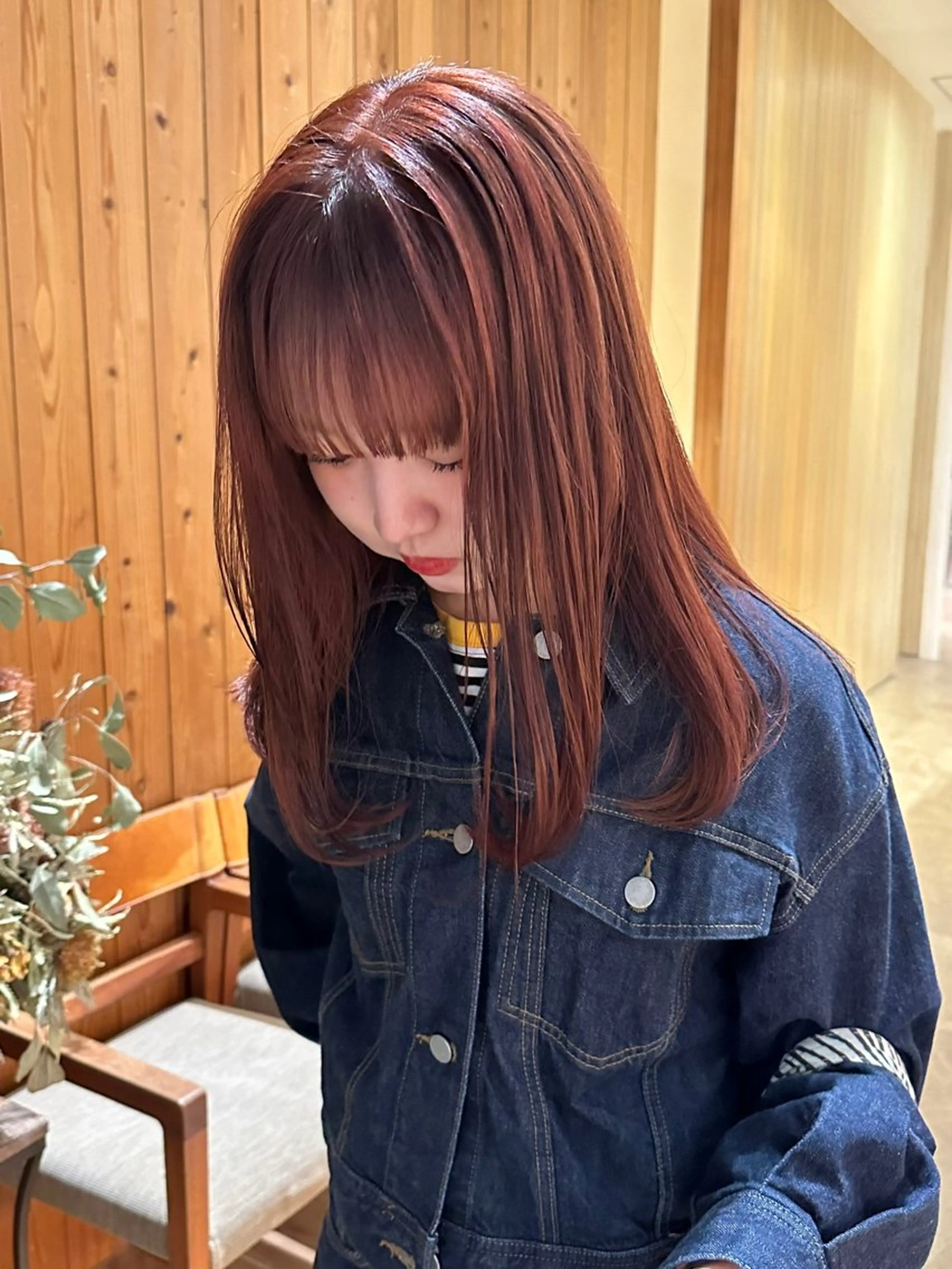 カラー 中野 ちよのヘアスタイル