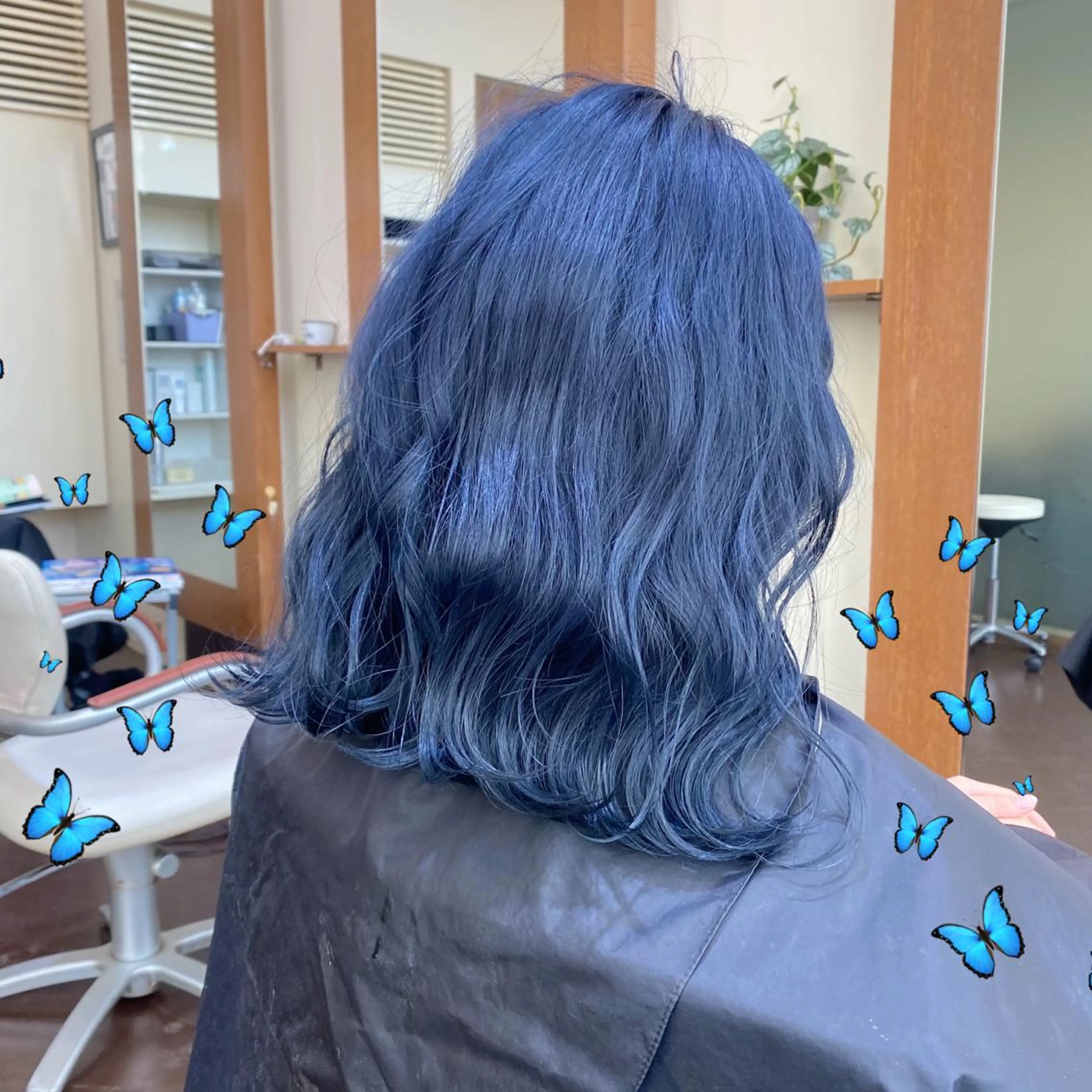 セミロング カラー 色落ちまで可愛い🧚 心斎橋hikaruのヘアスタイル