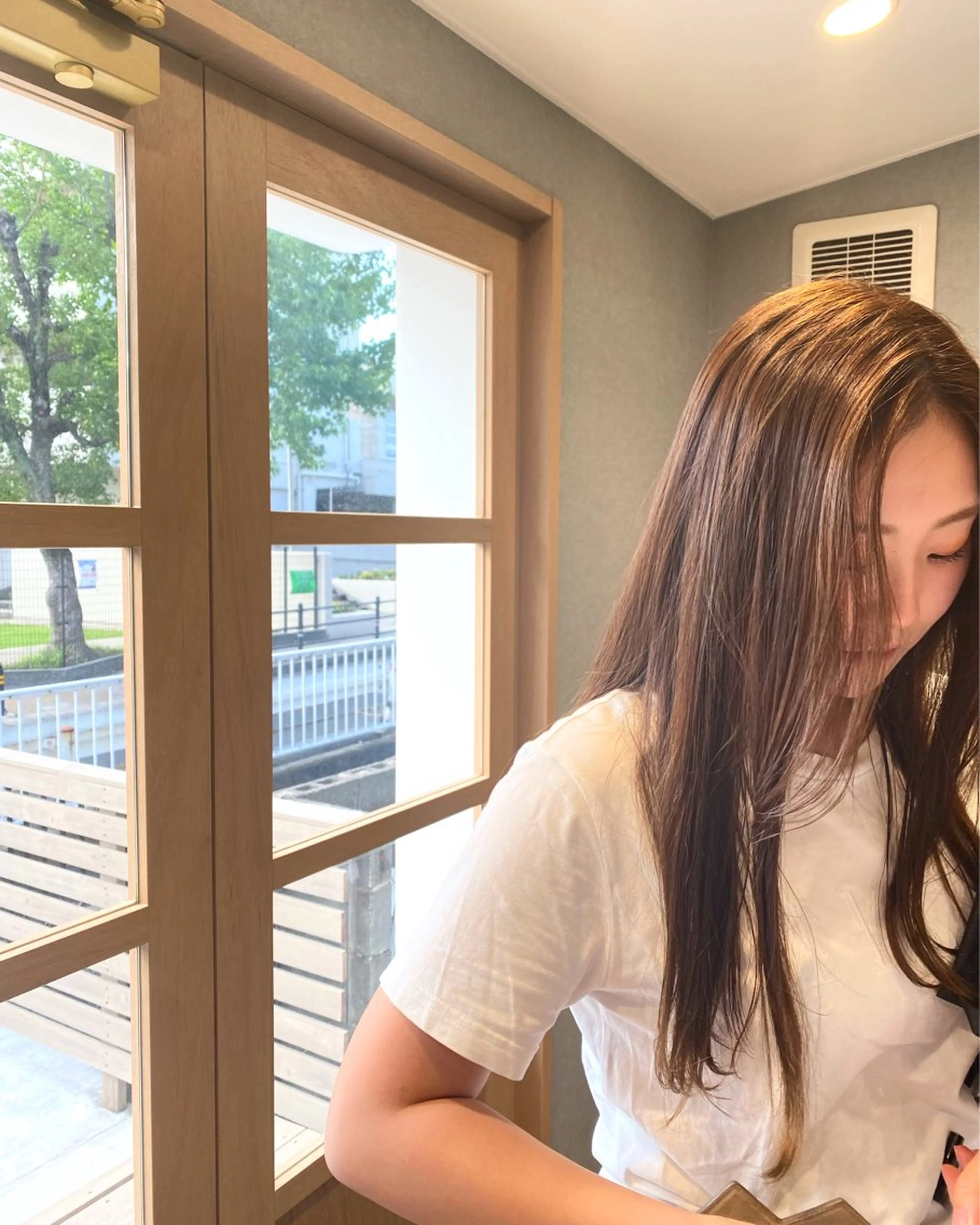 カラー ベージュカラー Chouette .ayakaのヘアスタイル