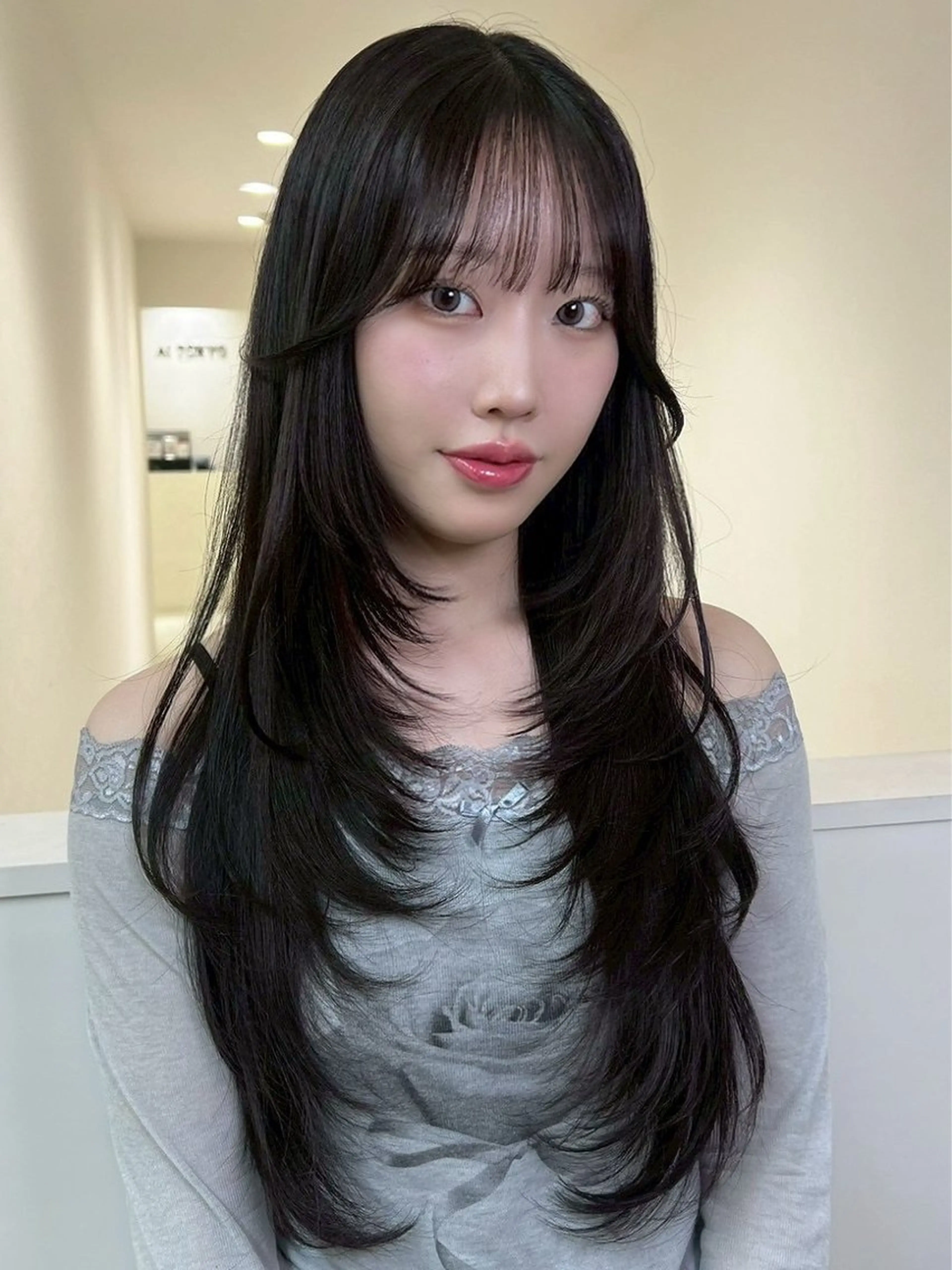 セミロング くびれヘア 韓国風ヘア レイヤーカット トリートメント リコ ハッシュカット 韓国レイヤーのヘアスタイル