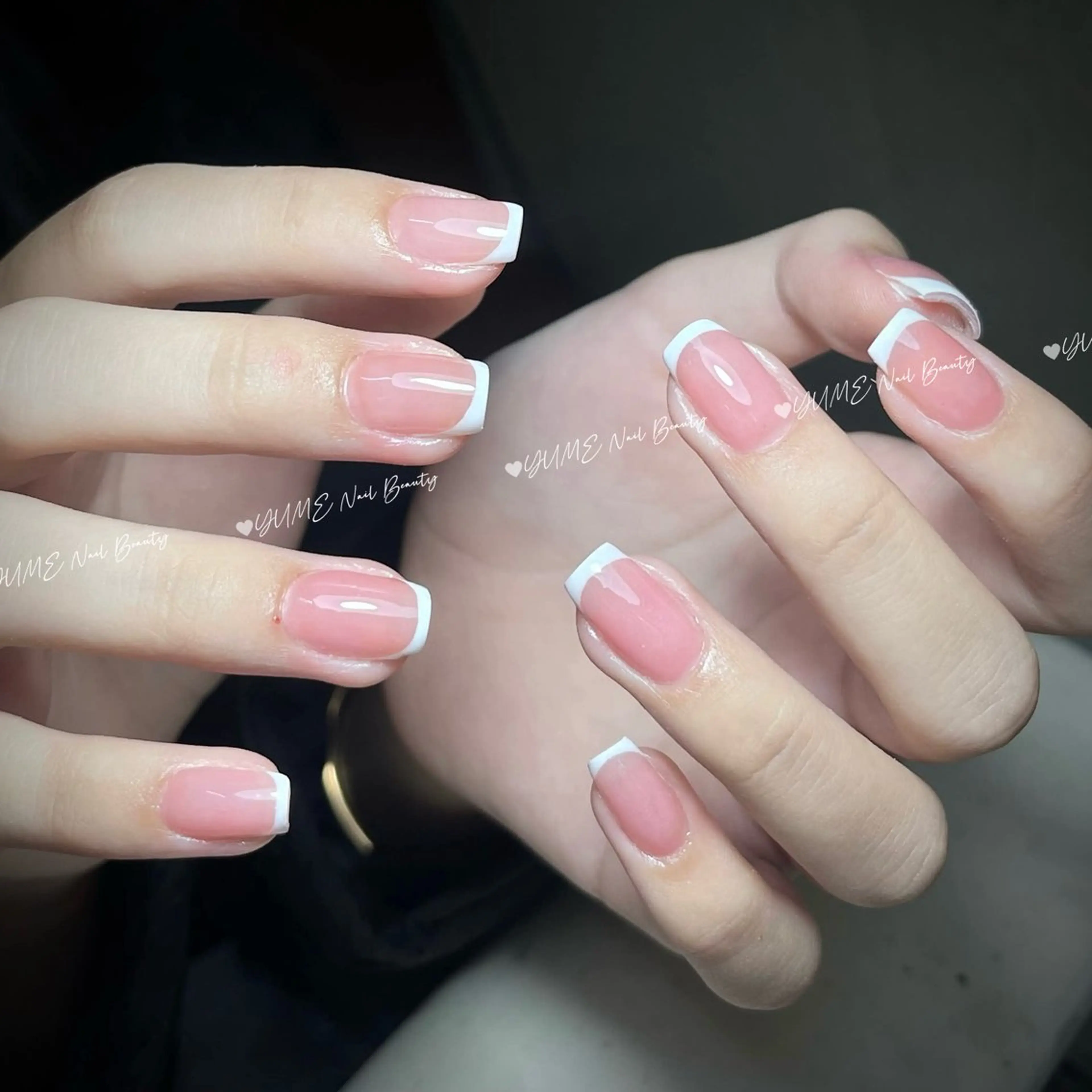 【オフなし】フレンチネイルの写真