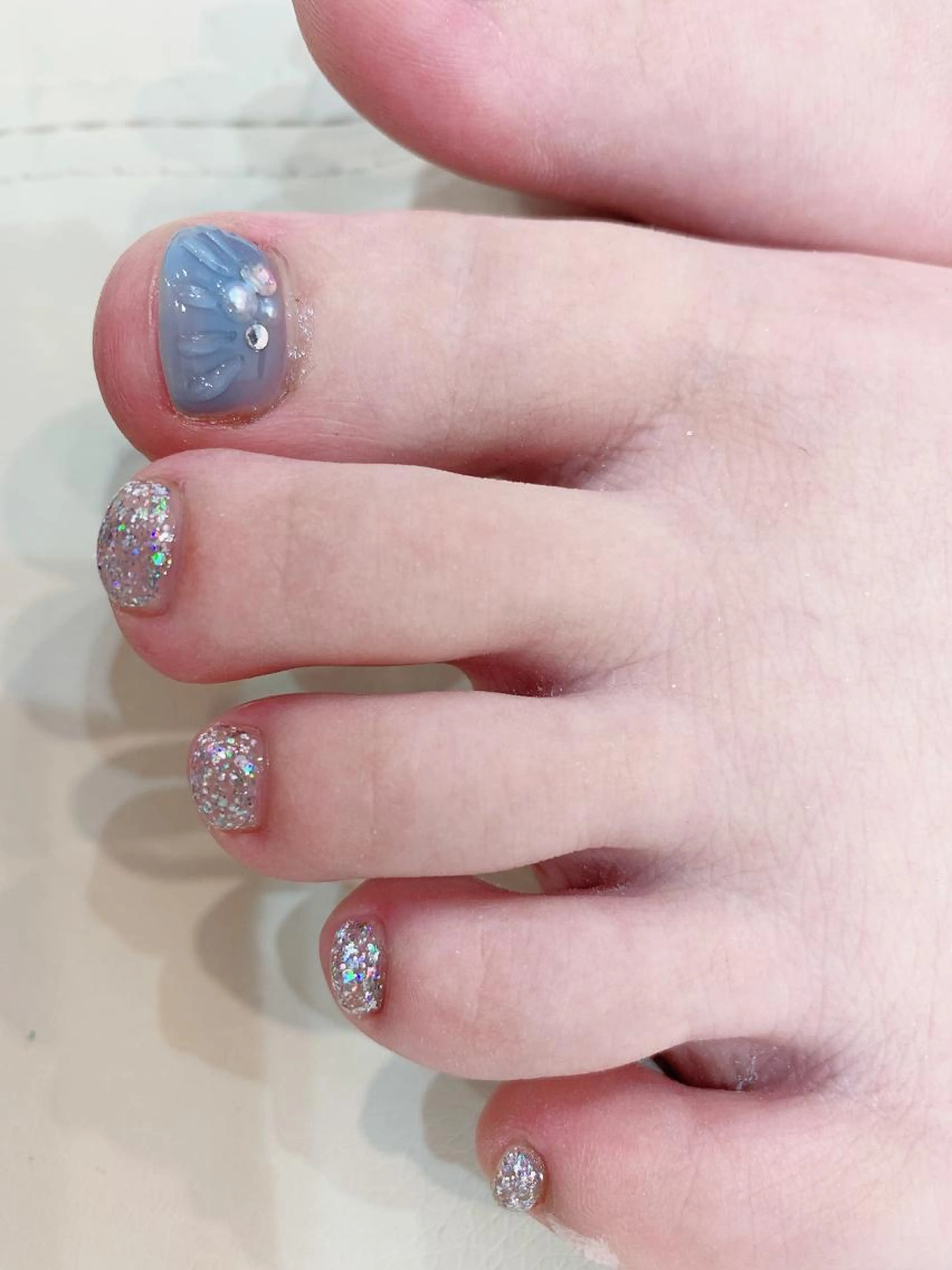 【✨オフ無し✨】フット定額コース【親指アート➕ワンカラー➕ドライケア➕オイル】【パラジェル変更➕550】の写真