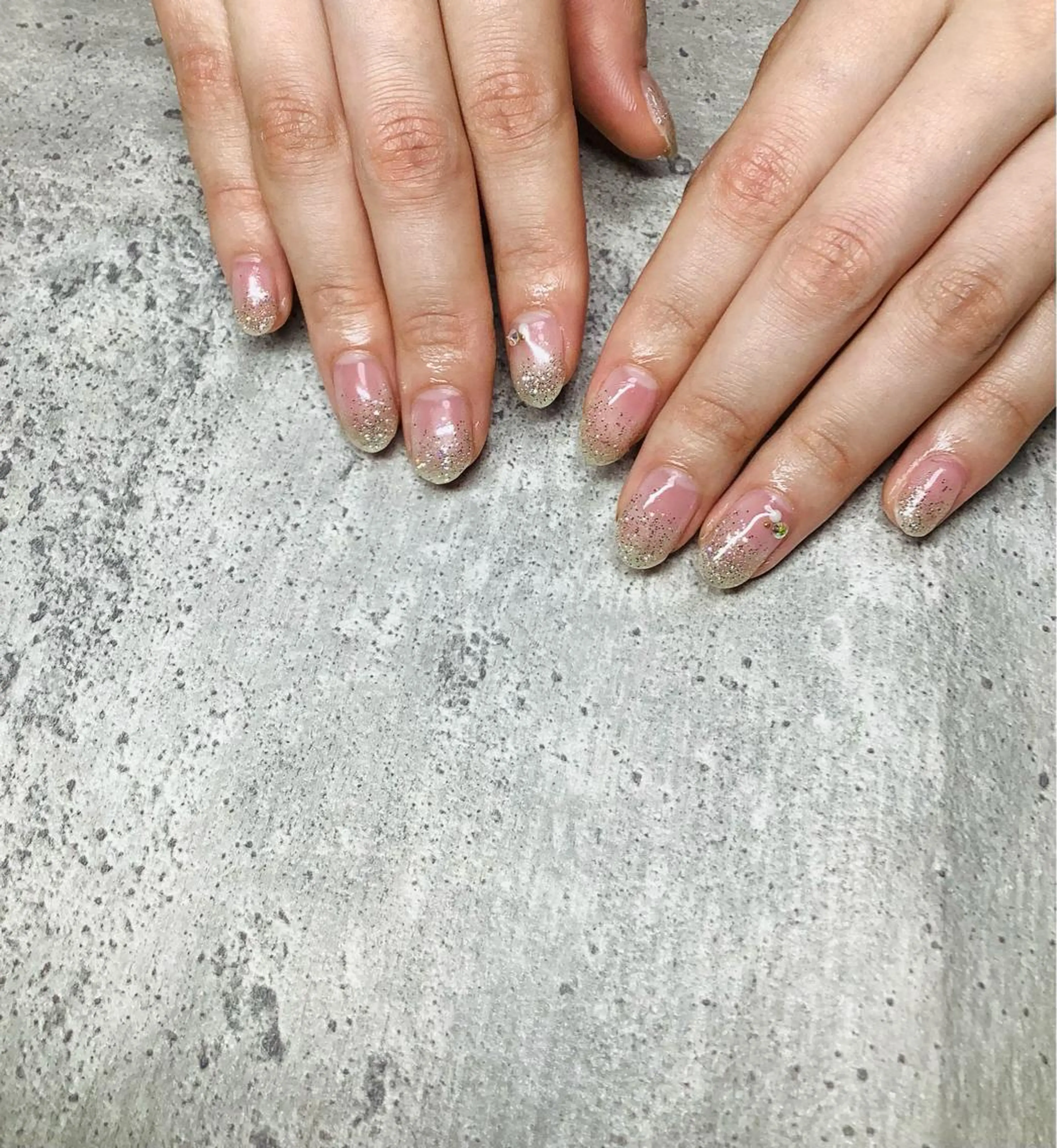 ネイル ストーンネイル nail salon etoile所属・nail salon etoile 中村のネイルデザイン