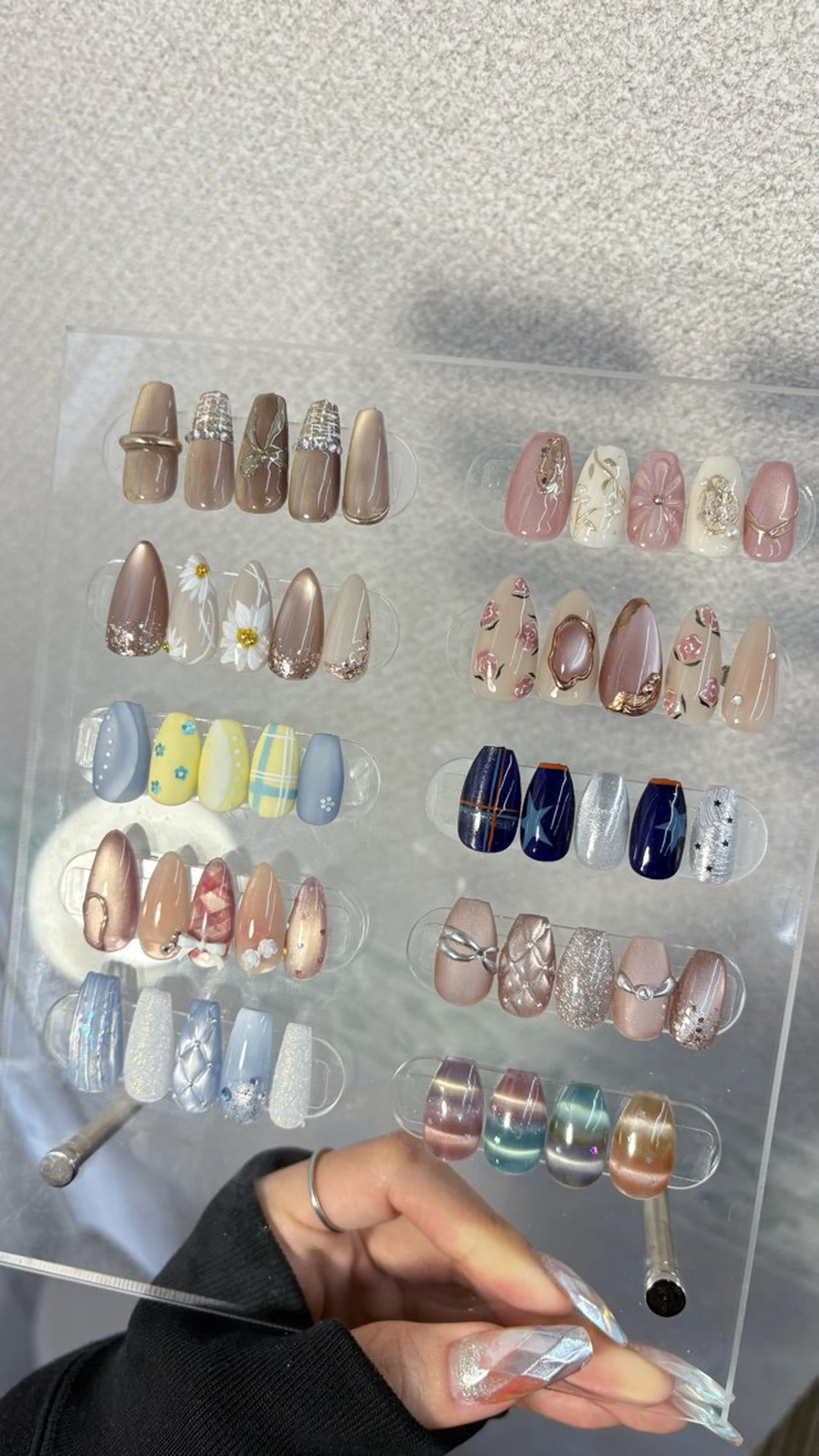 〈初回オフ無料〉 季節のデザイン (サンプルから選択)の写真