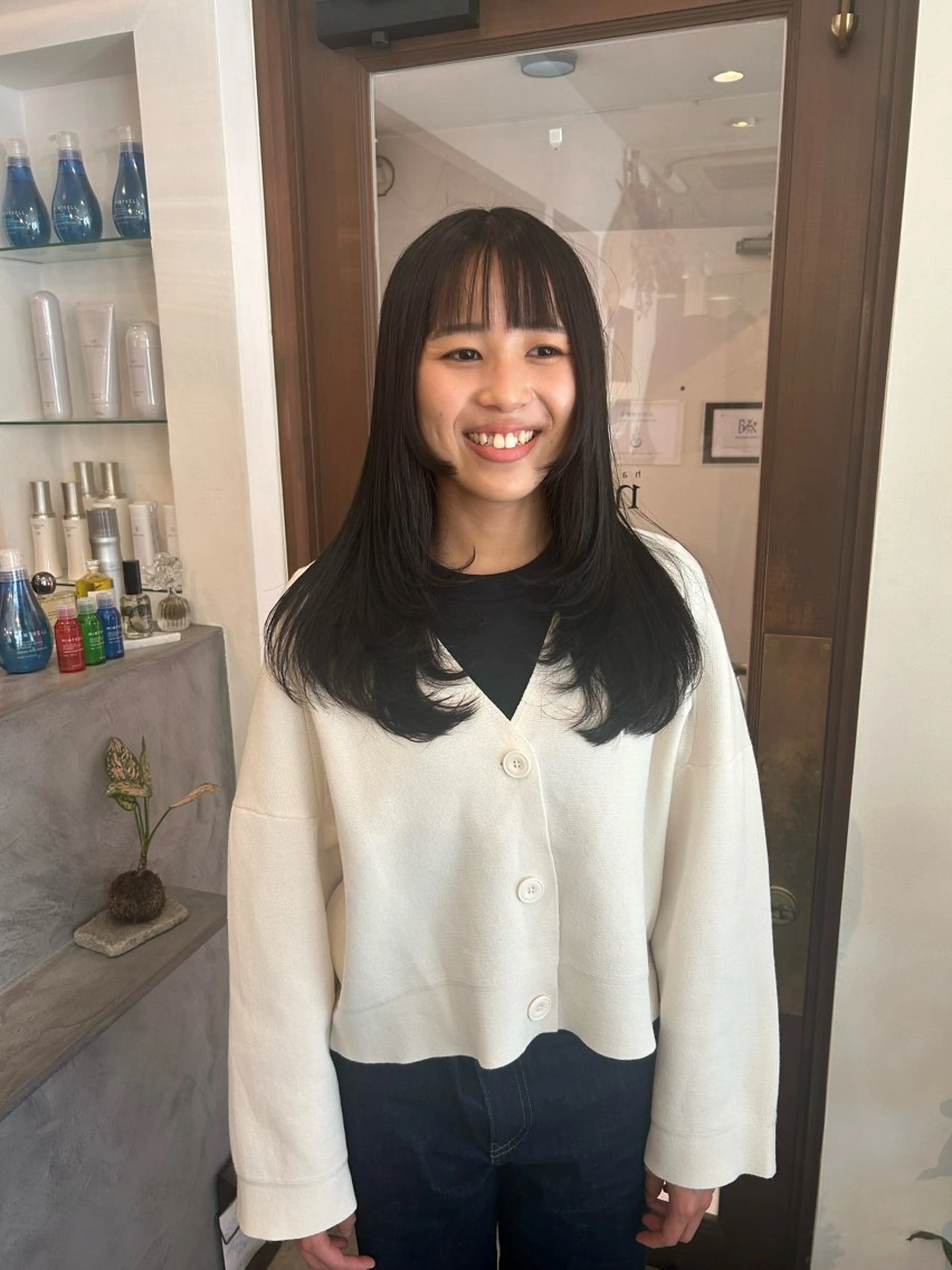 ロング レイヤーカット 谷澤 朋佳のヘアスタイル