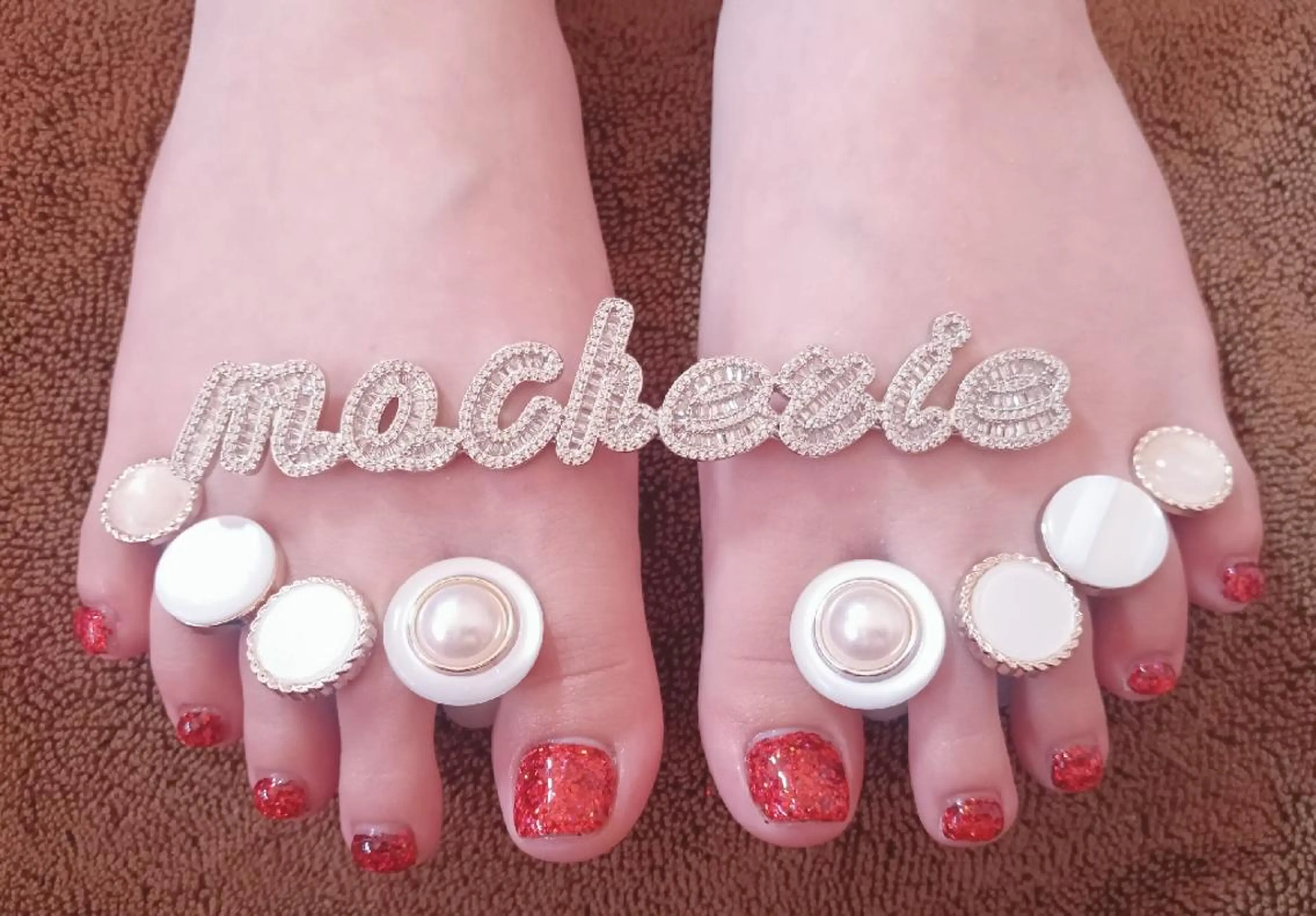 ネイル 赤色 フットネイル Nail Salon macherieのネイルデザイン