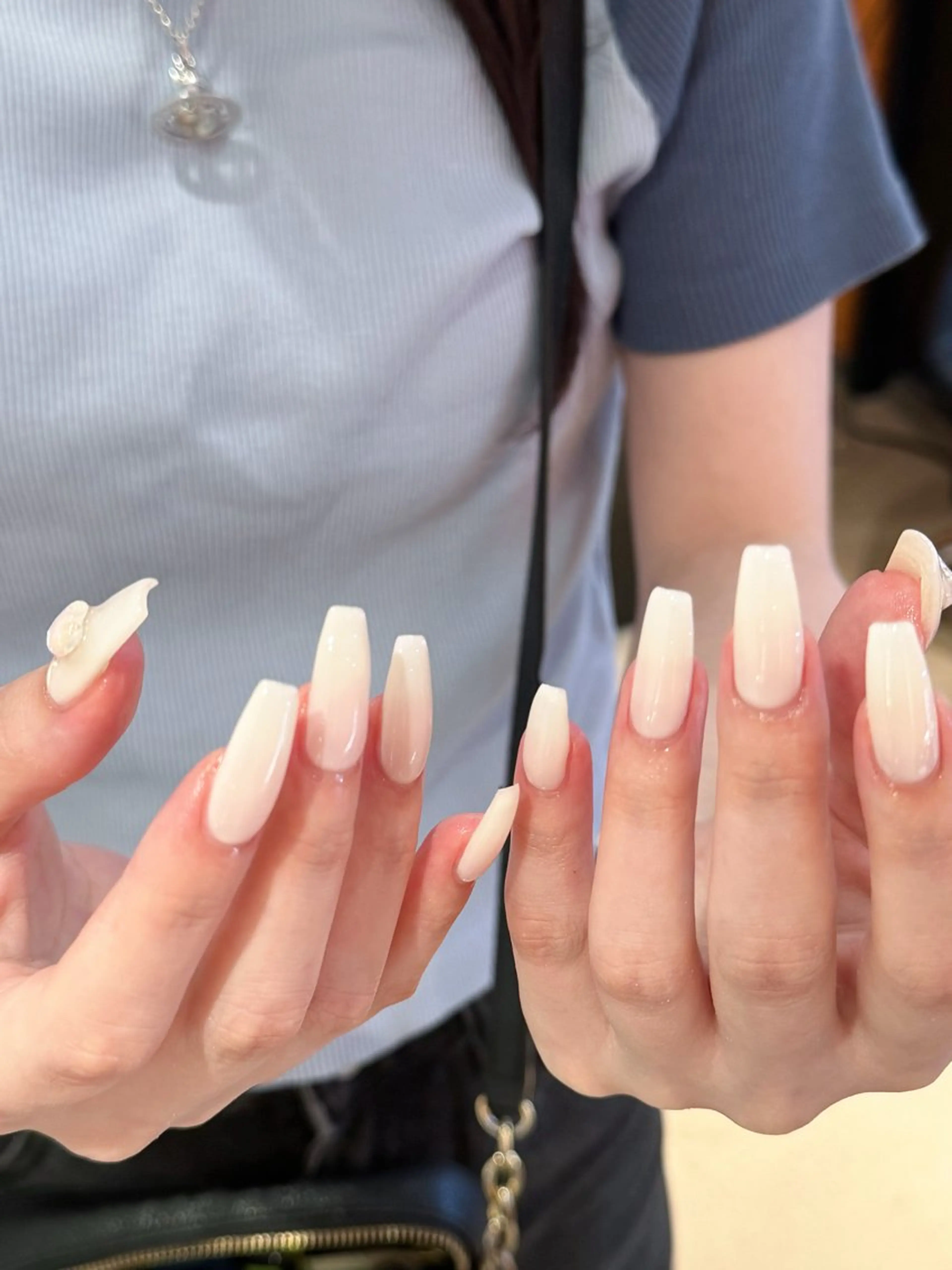 ネイル アートネイル オーロラネイル チークネイル フレンチネイル ガラスフレンチ ハンドネイル 🎀🎀YooLi Nail Salonのネイルデザイン