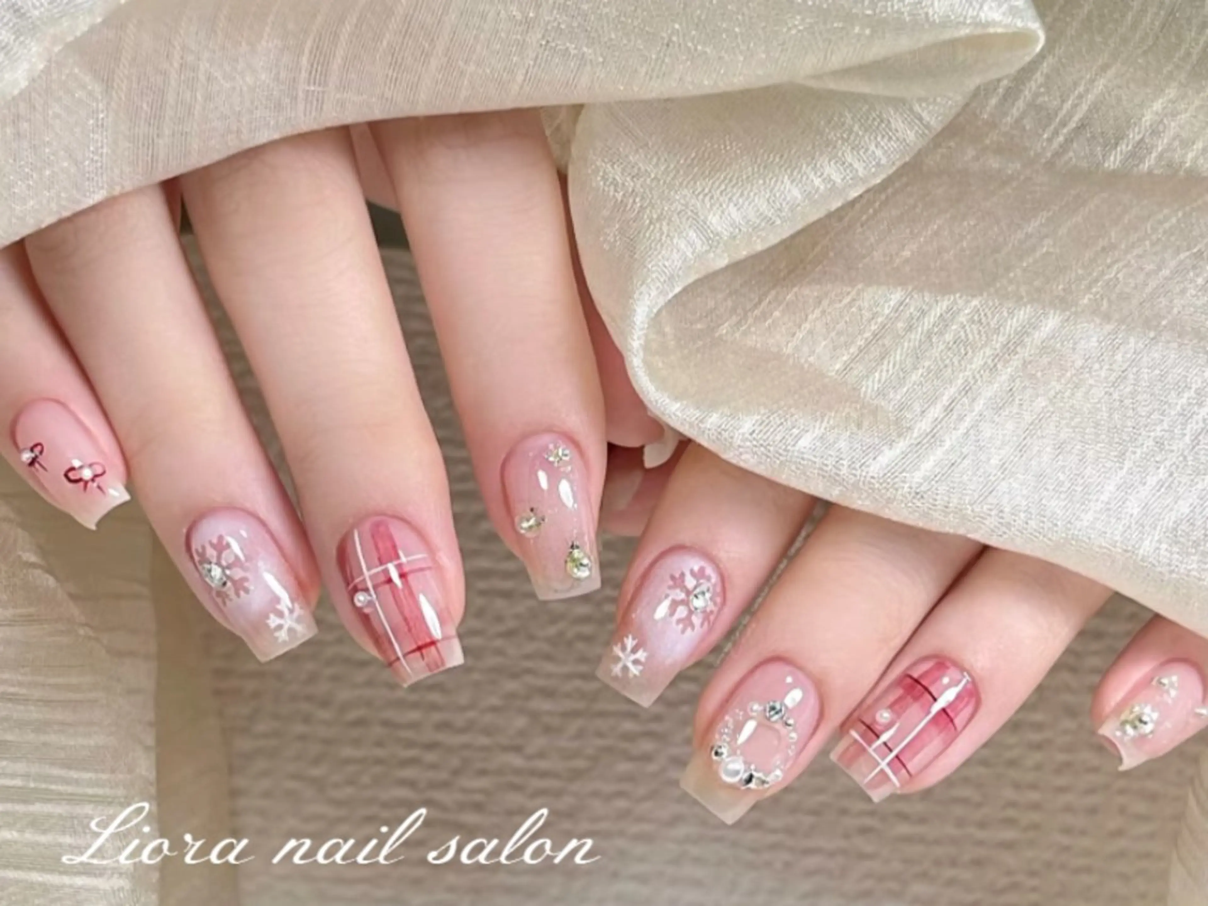 ネイル チークネイル フットネイル フレンチネイル ジェルネイル ガーリー ハンドネイル Liora nail スカルプ専門店のネイルデザイン