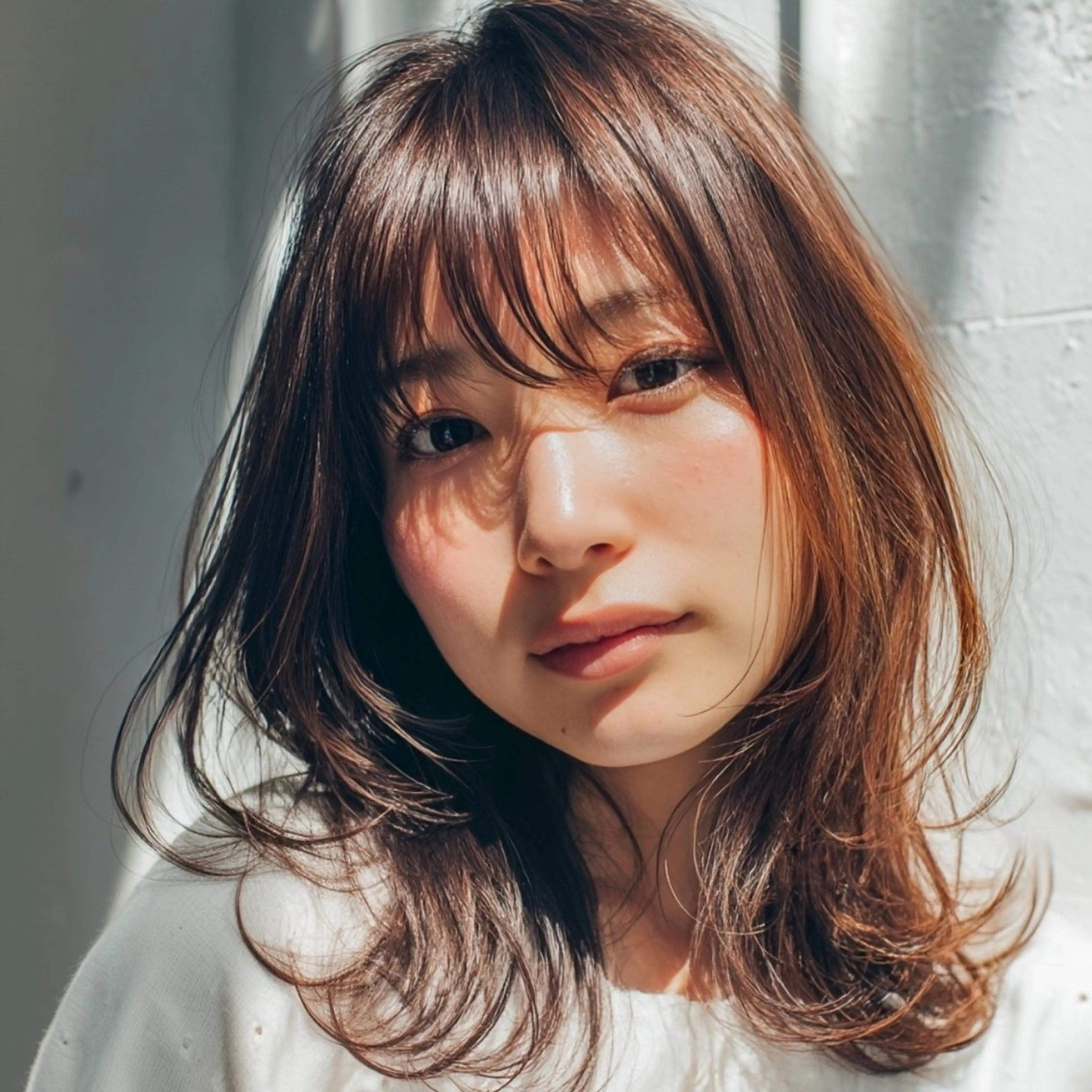 ミディアム カラー ボブレイヤー アディクシーカラー アッシュ アッシュブラウン ブラウンカラー ヘアカラー Attrait .のヘアスタイル